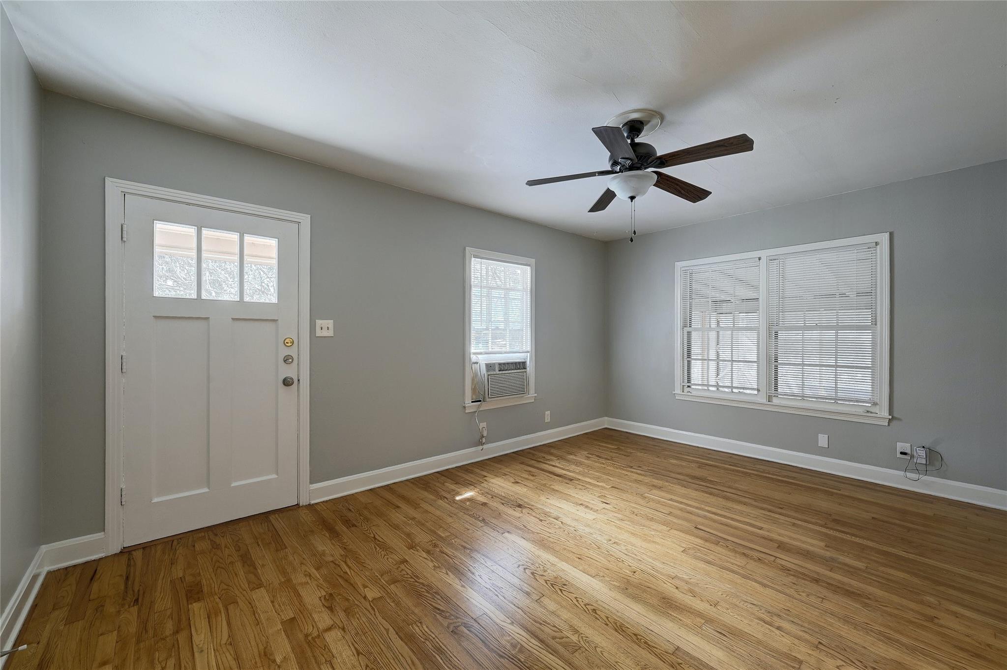 1506 East Side Drive Property Photo 6
