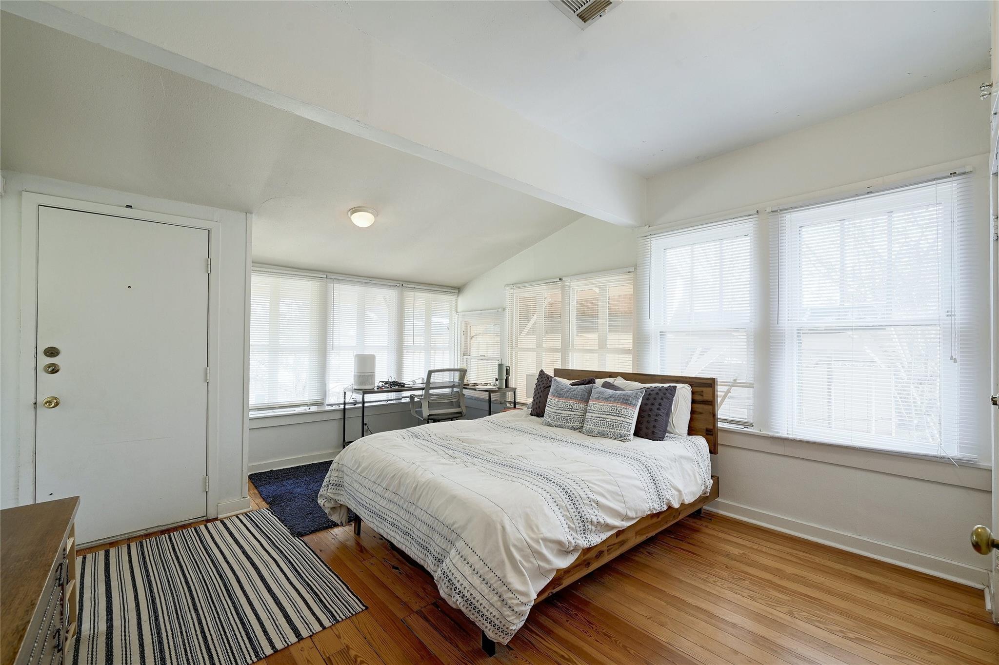 1506 East Side Drive Property Photo 28