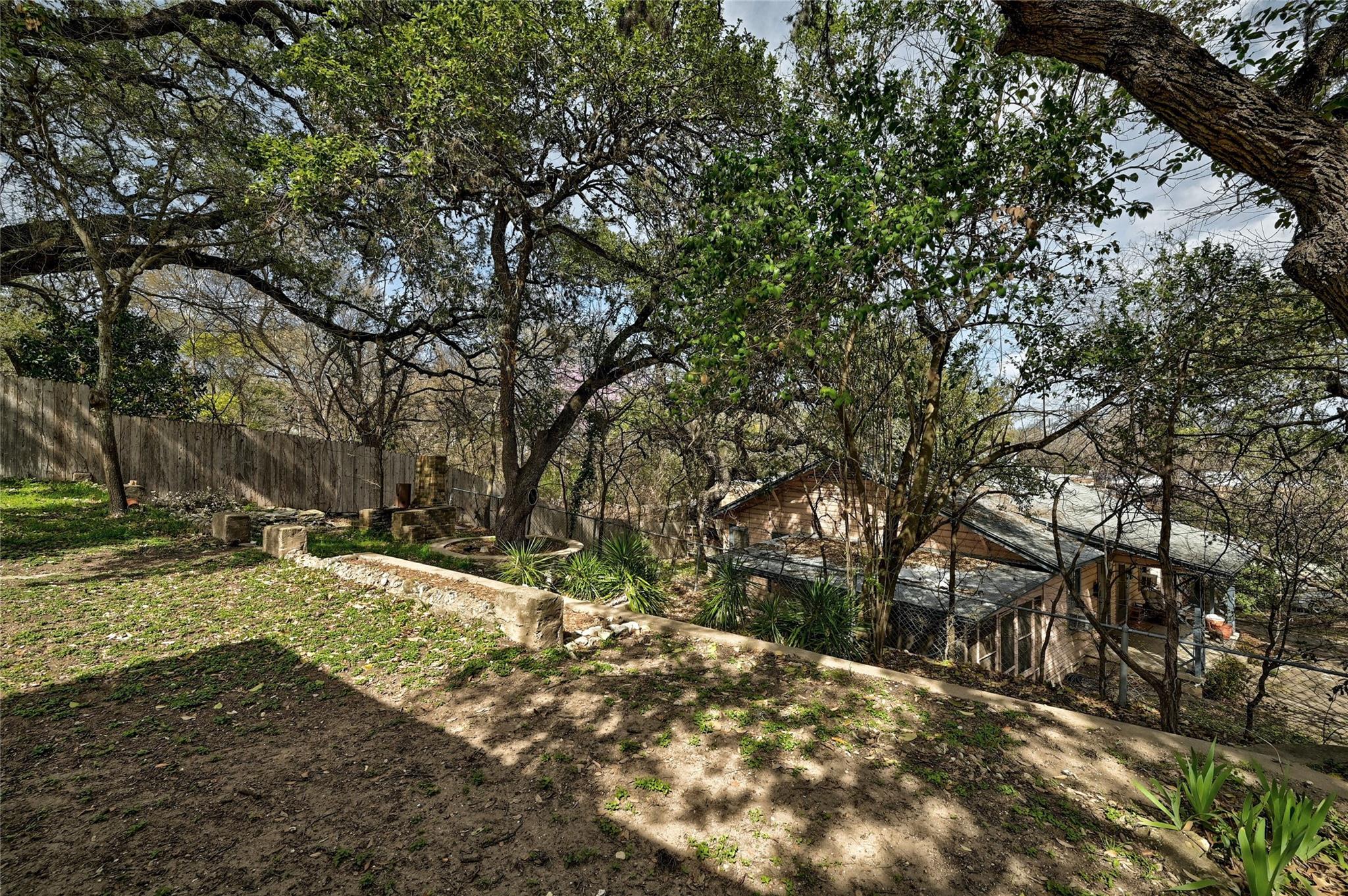 1506 East Side Drive Property Photo 39