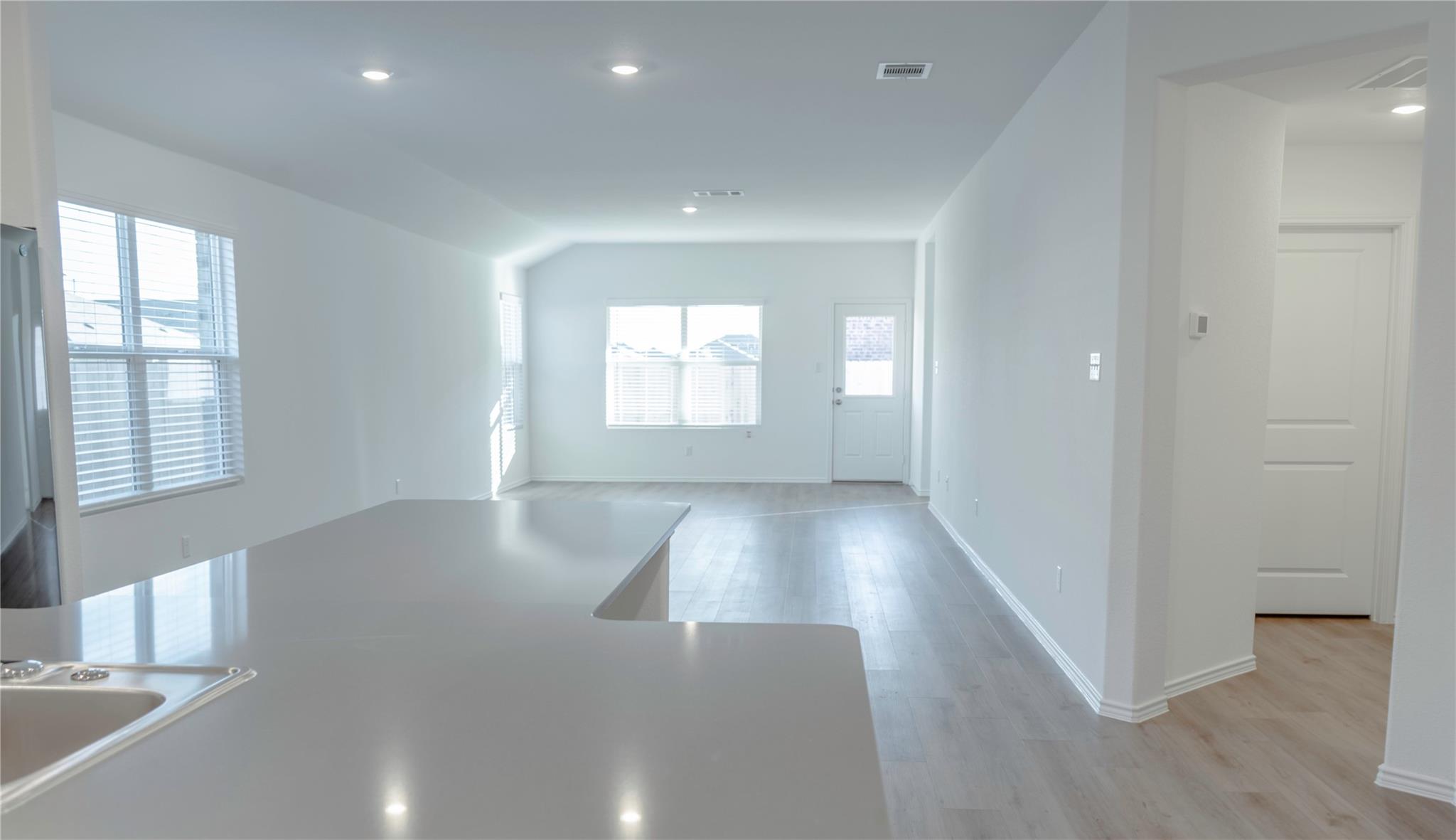 603 Water Way Ave Property Photo 13