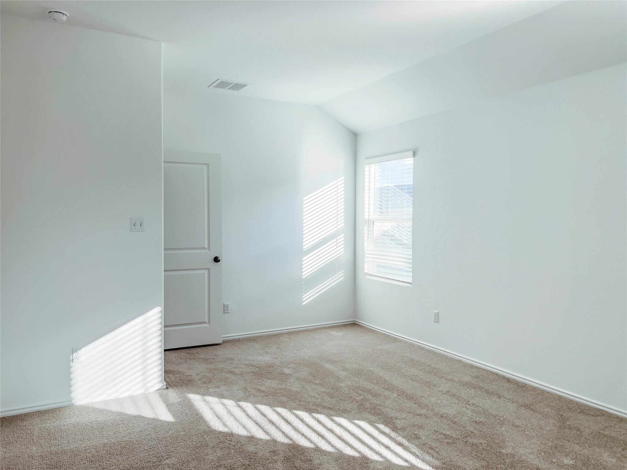 603 Water Way Ave Property Photo 14
