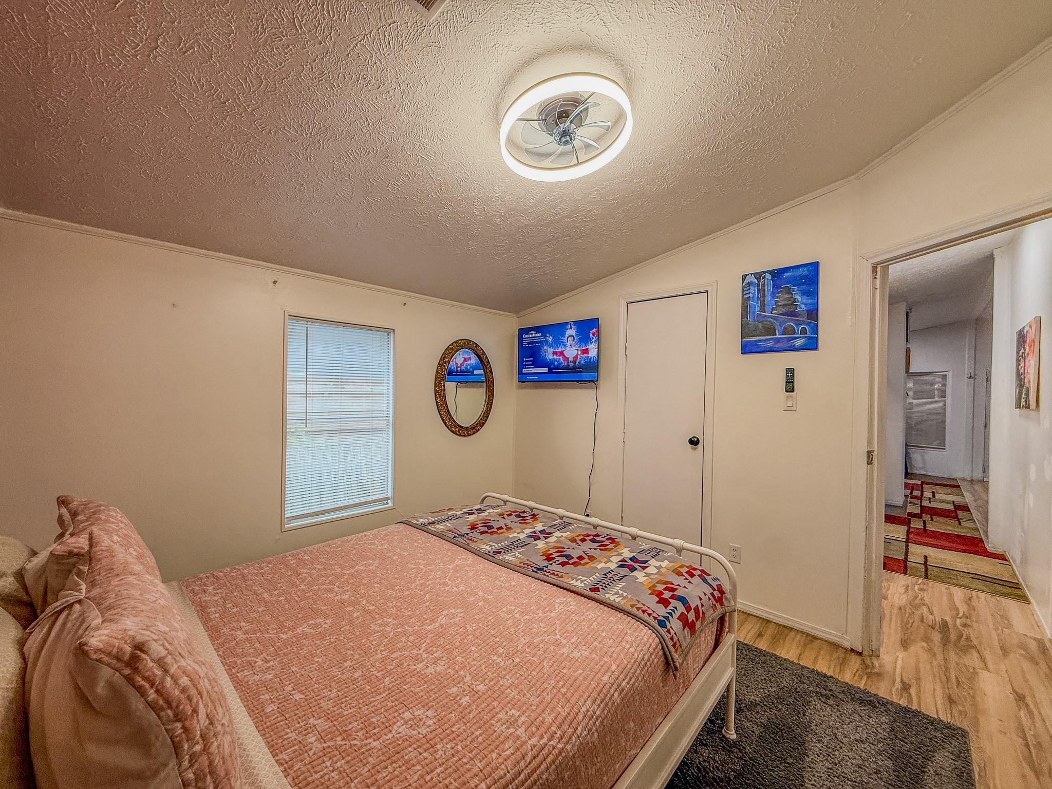 2015 Holly St Property Photo 12