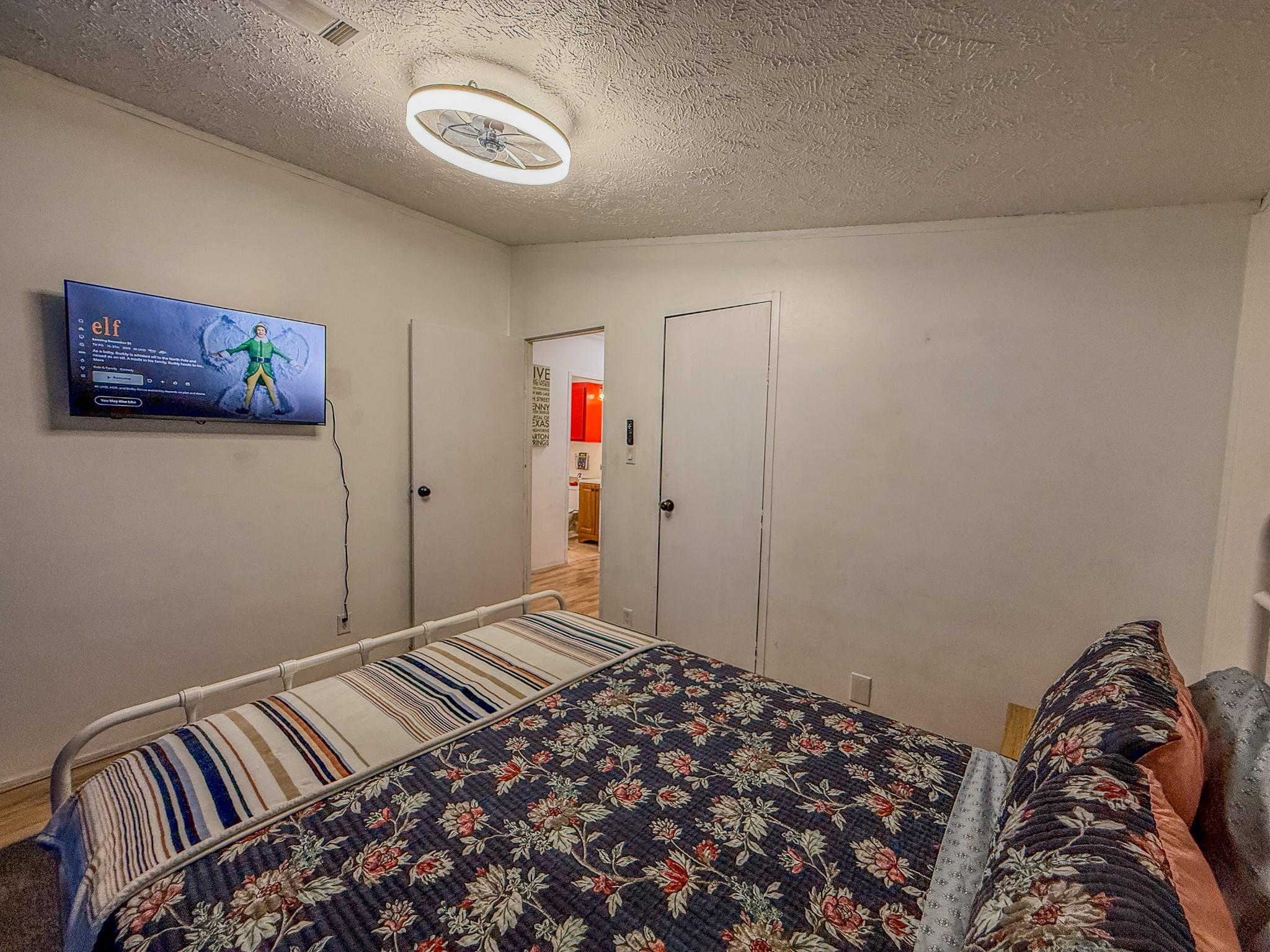 2015 Holly St Property Photo 13