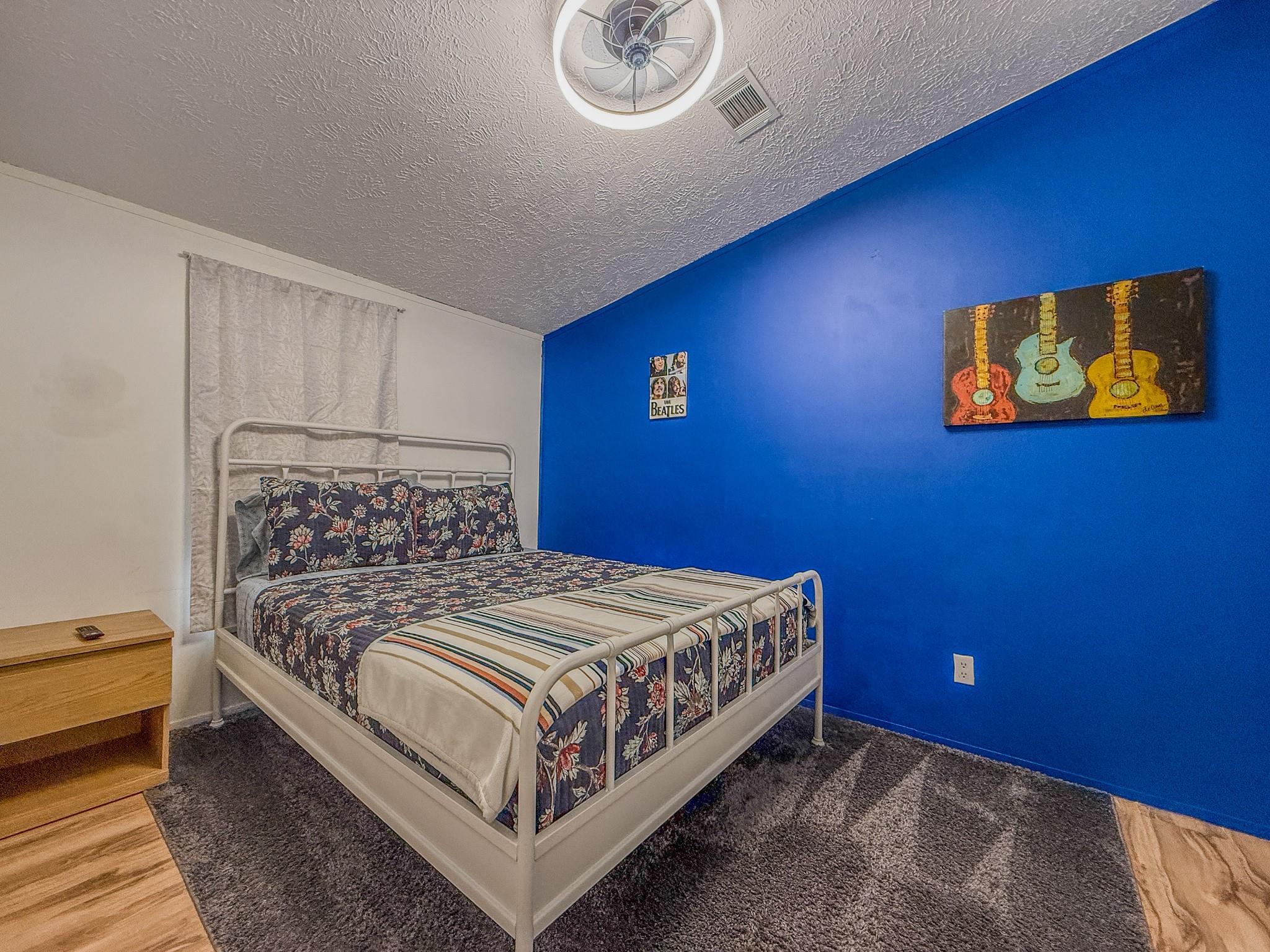 2015 Holly St Property Photo 15