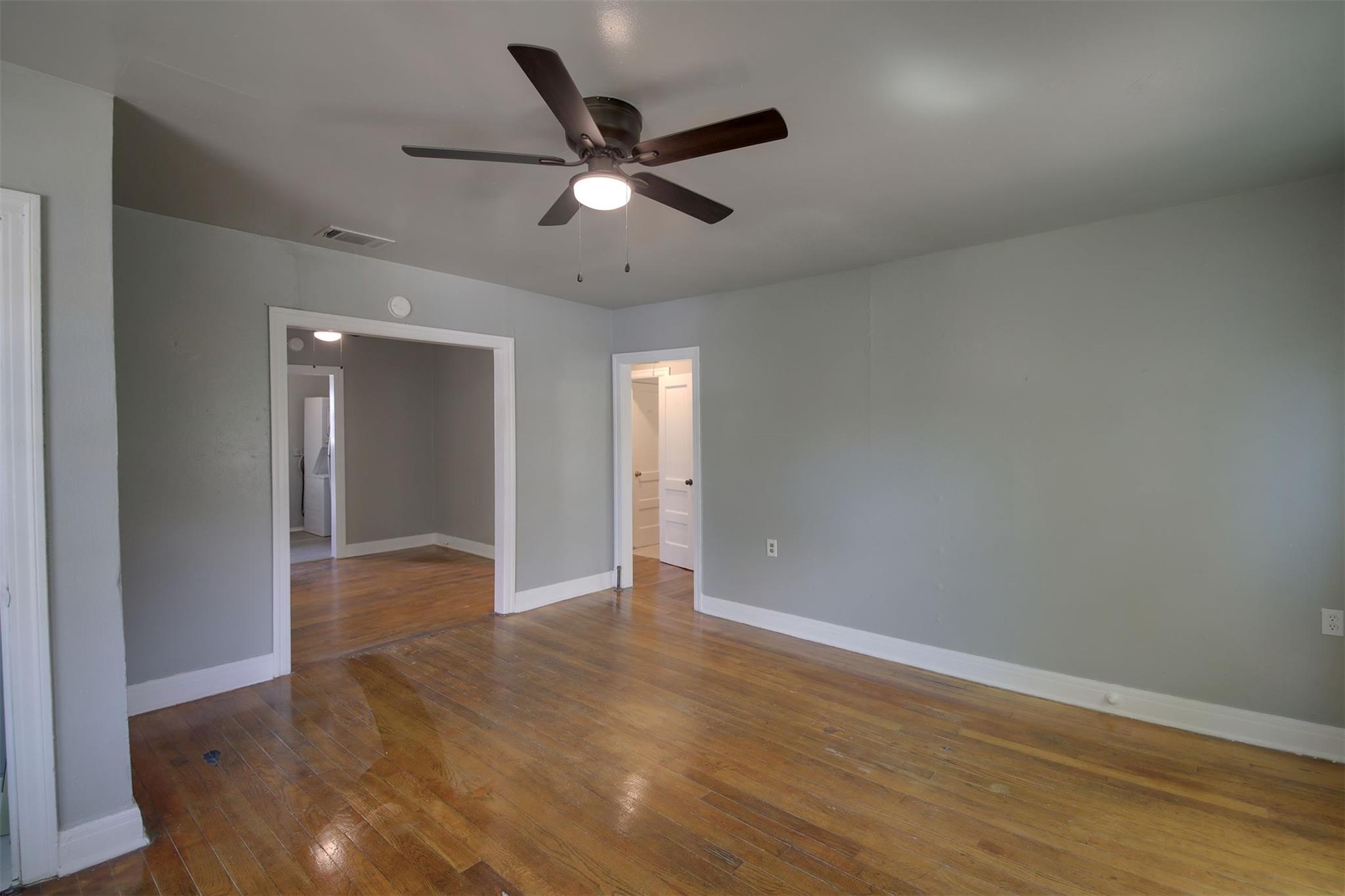 4008 Speedway St #c Property Photo 6