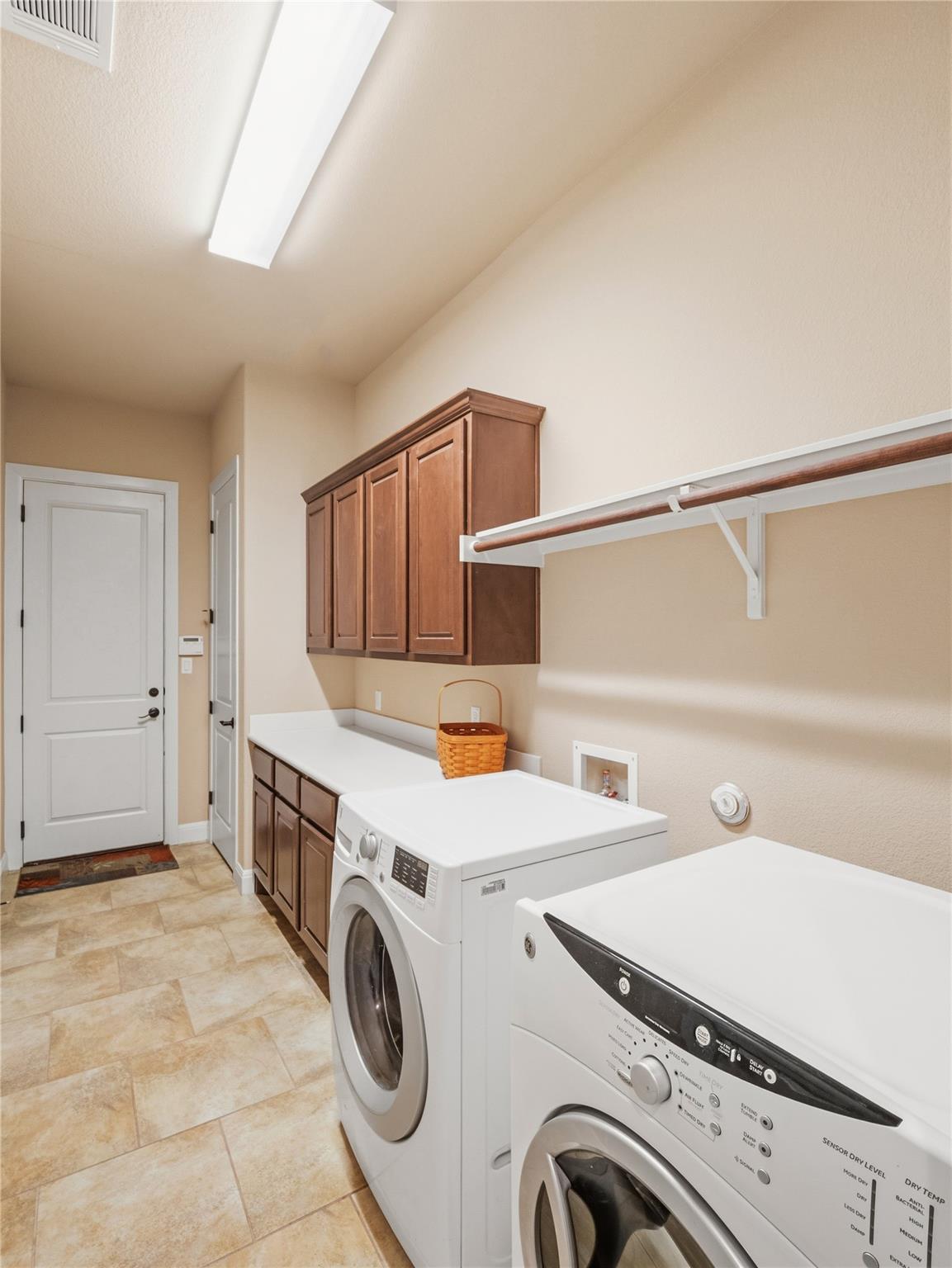 170 Kinloch Ct Property Photo 14