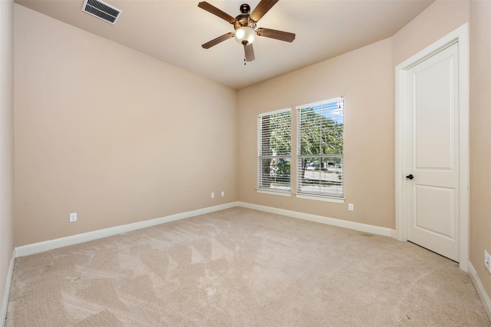 170 Kinloch Ct Property Photo 23