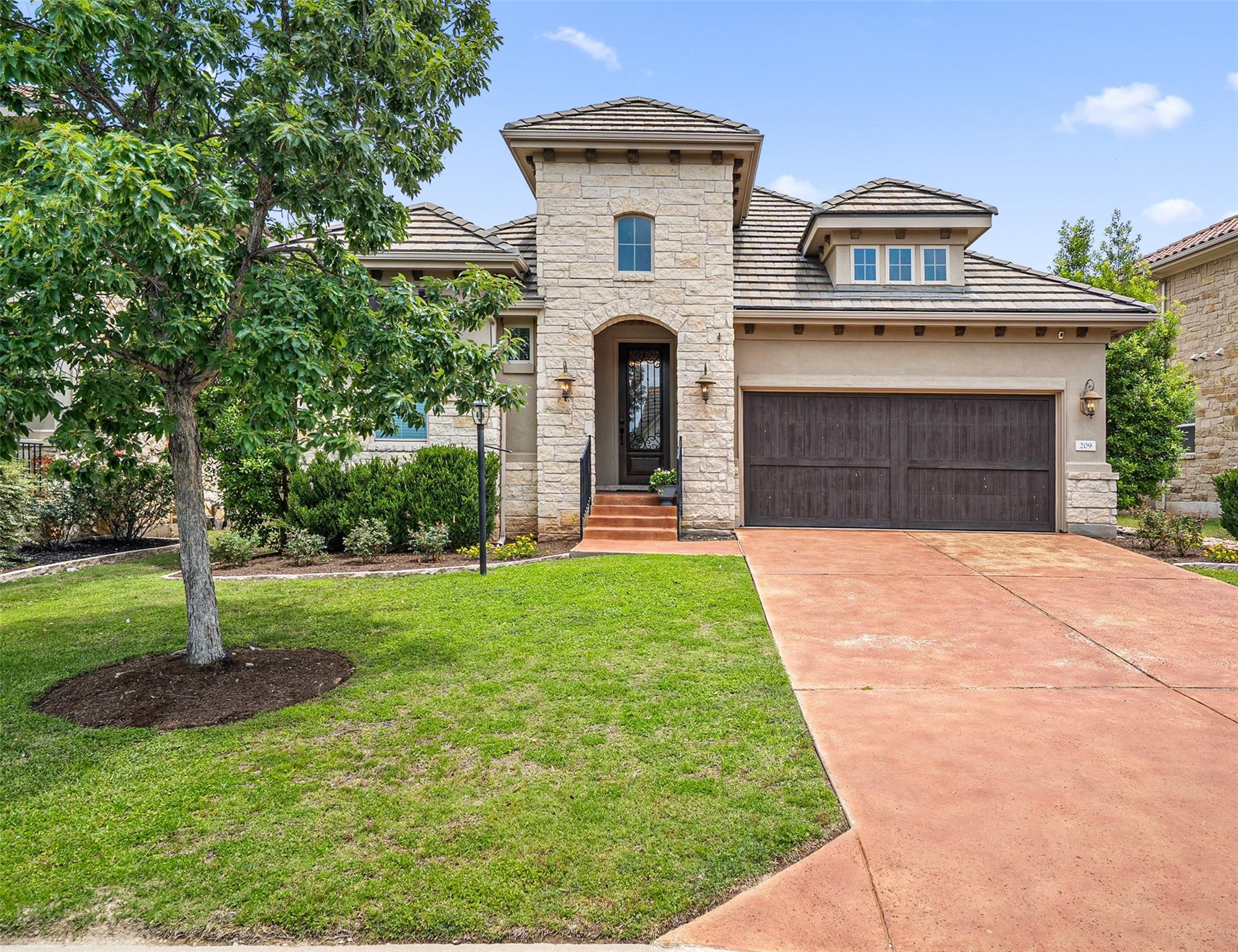 209 Maxwell Way Property Photo 15