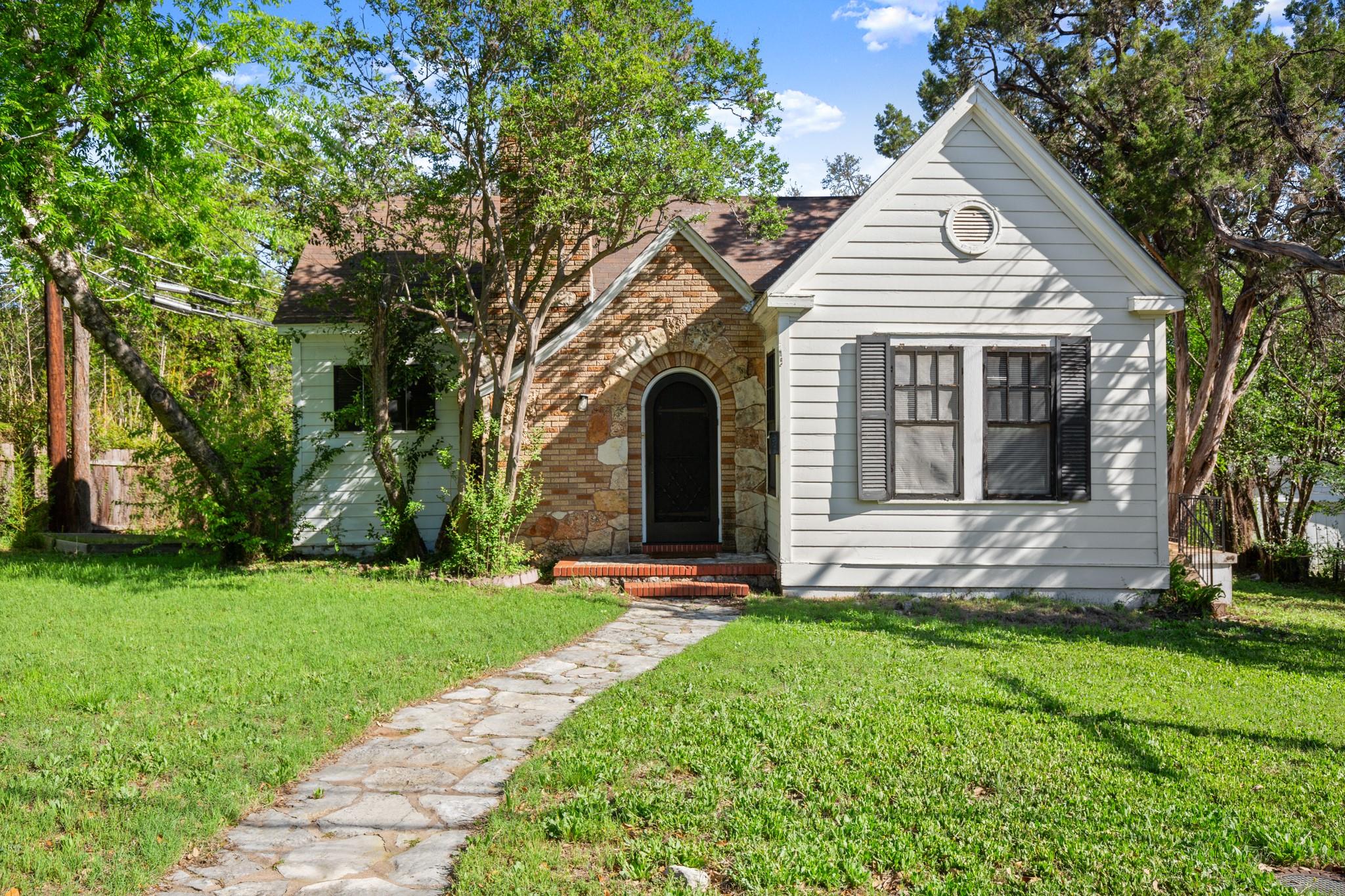 1006 Milam Pl Property Photo 1