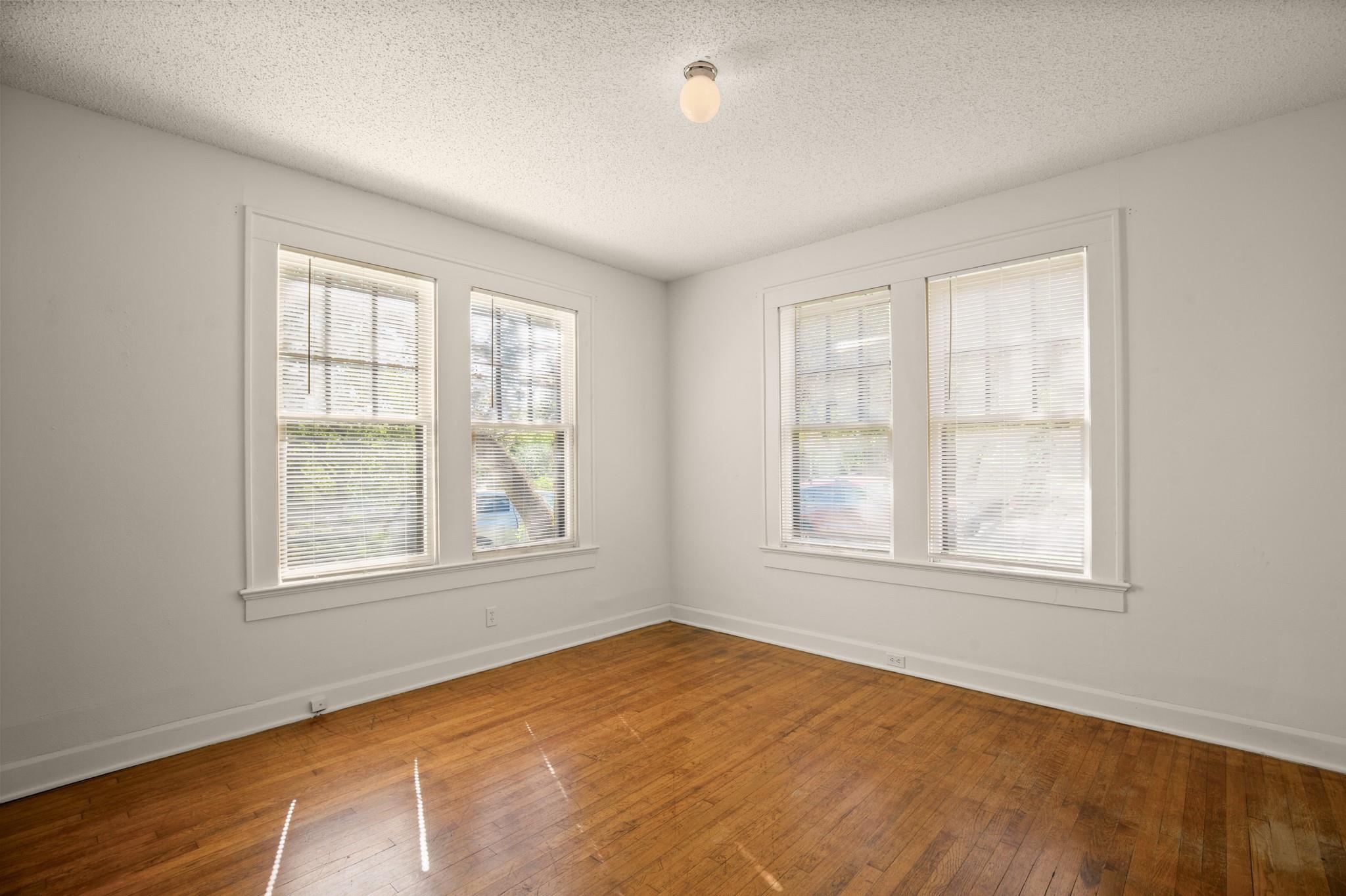 1006 Milam Pl Property Photo 6