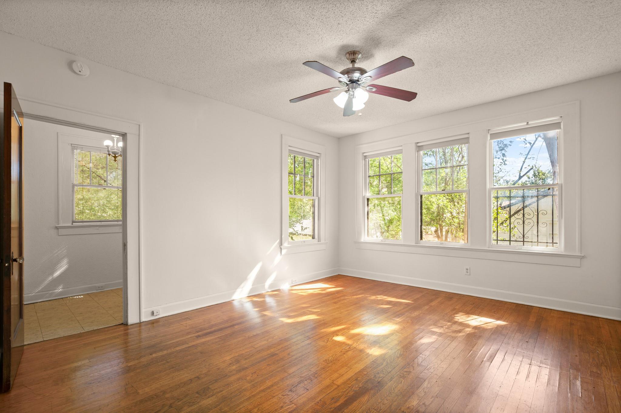 1006 Milam Pl Property Photo 10
