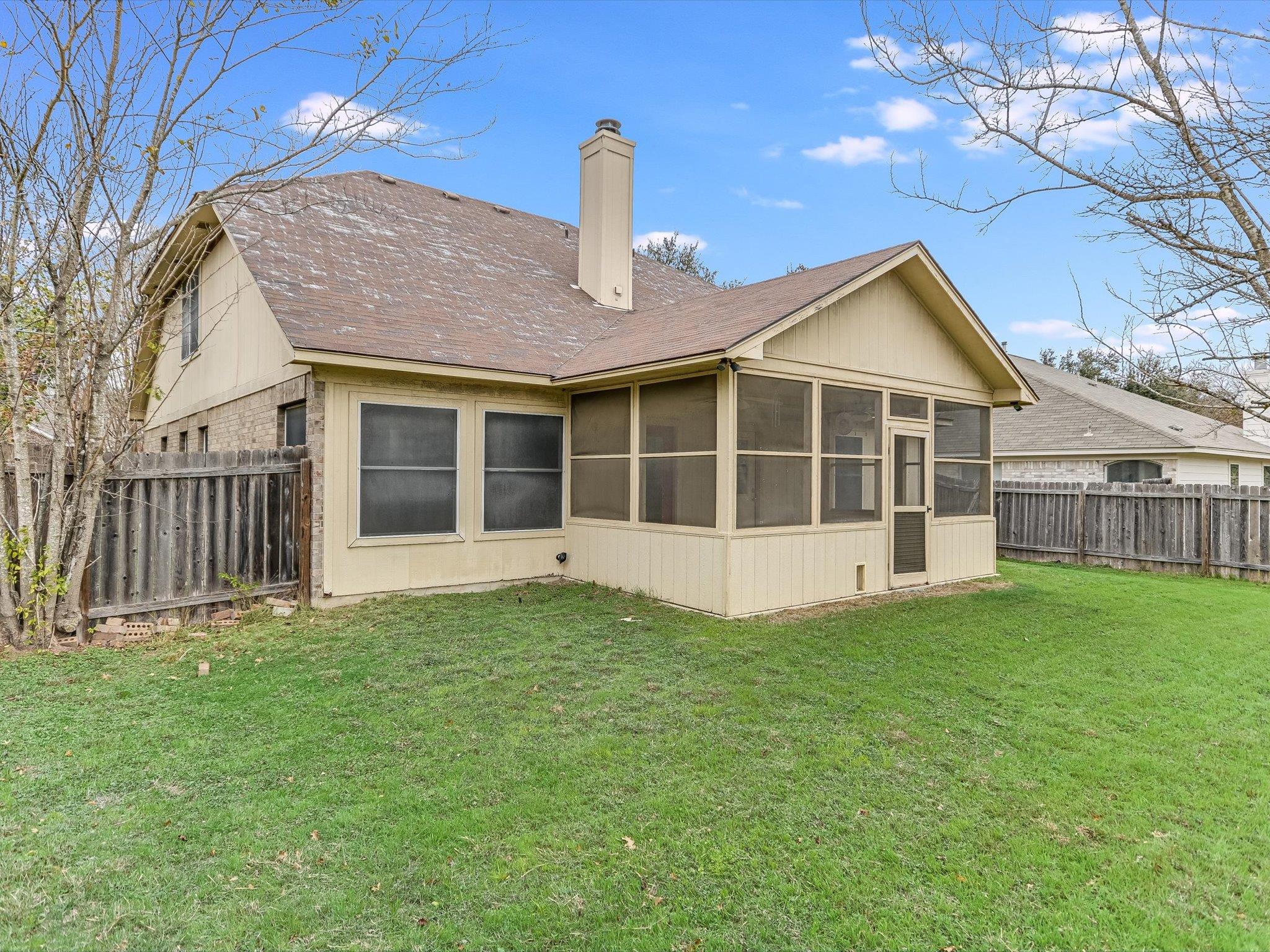 1201 Marigold Way Property Photo 19