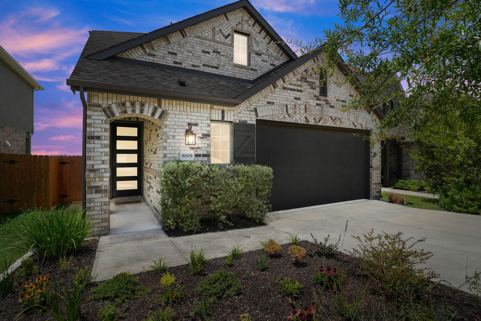 8009 Copper Prairie Bnd Property Photo 1