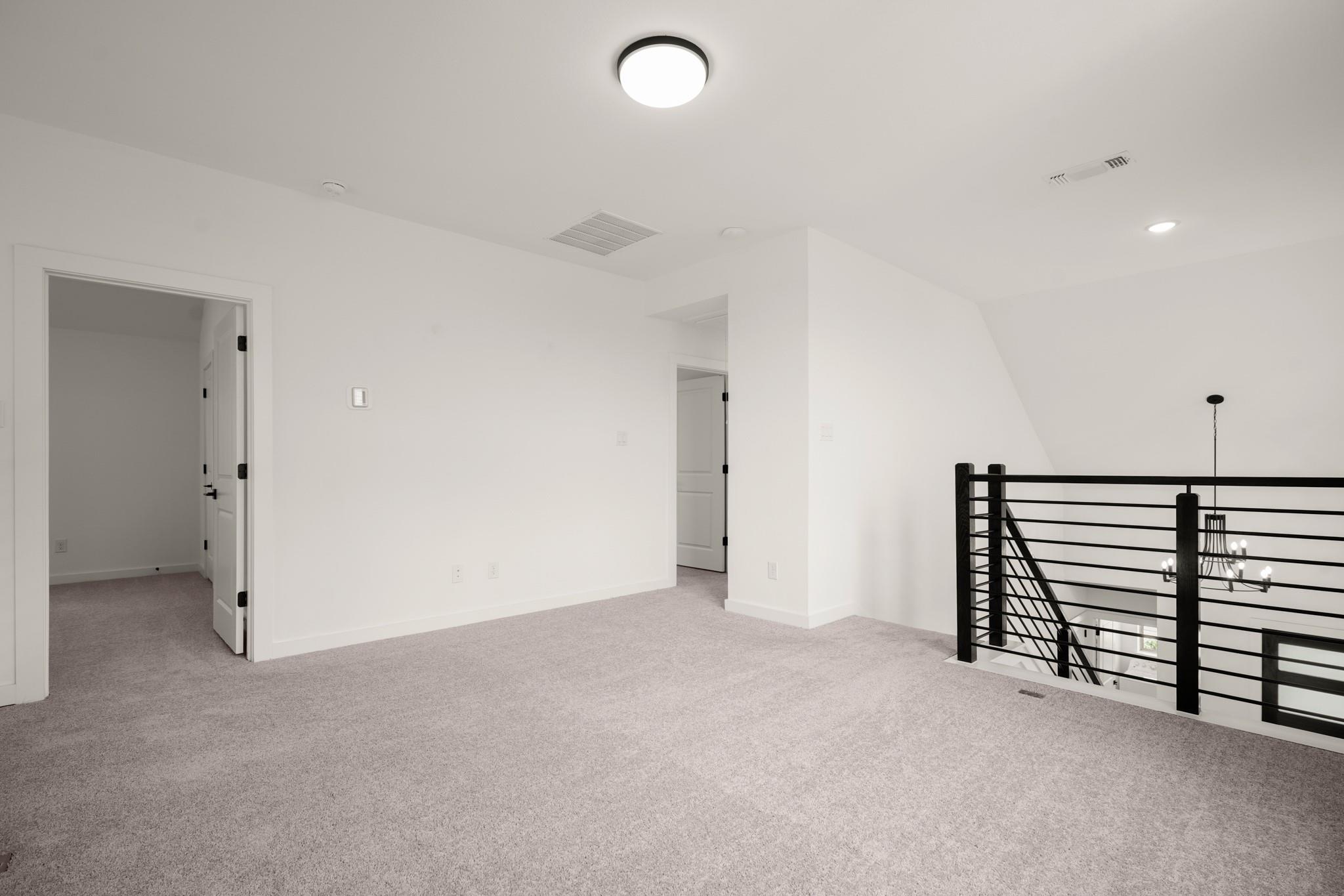 8009 Copper Prairie Bnd Property Photo 24