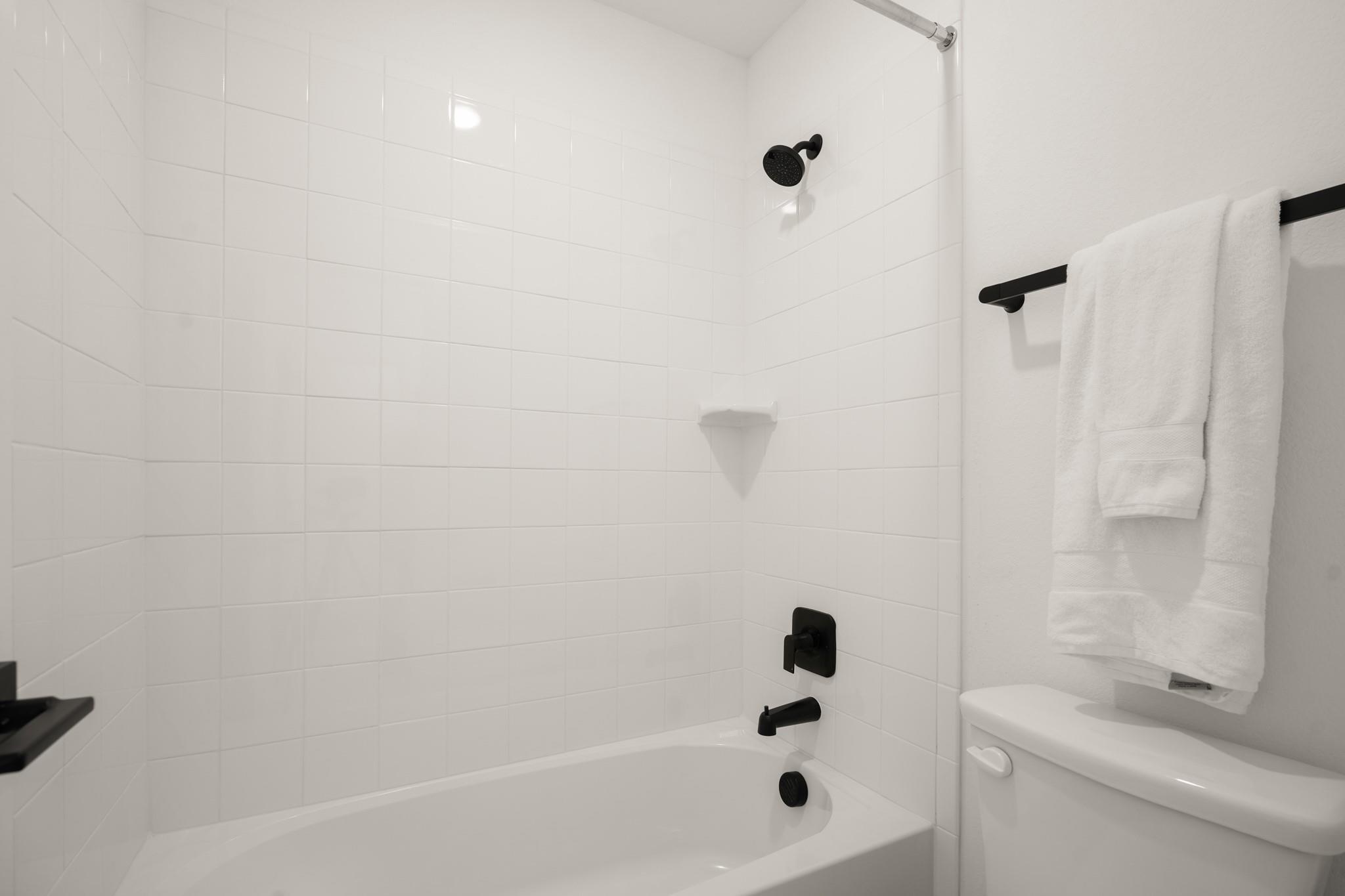8009 Copper Prairie Bnd Property Photo 29