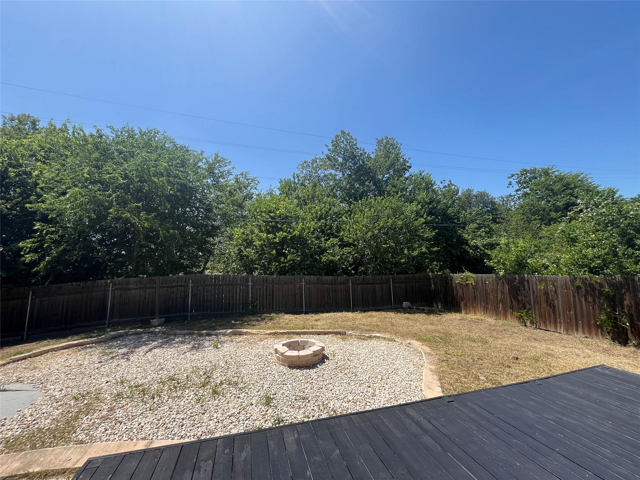 322 Mcclendon Dr Property Photo 33