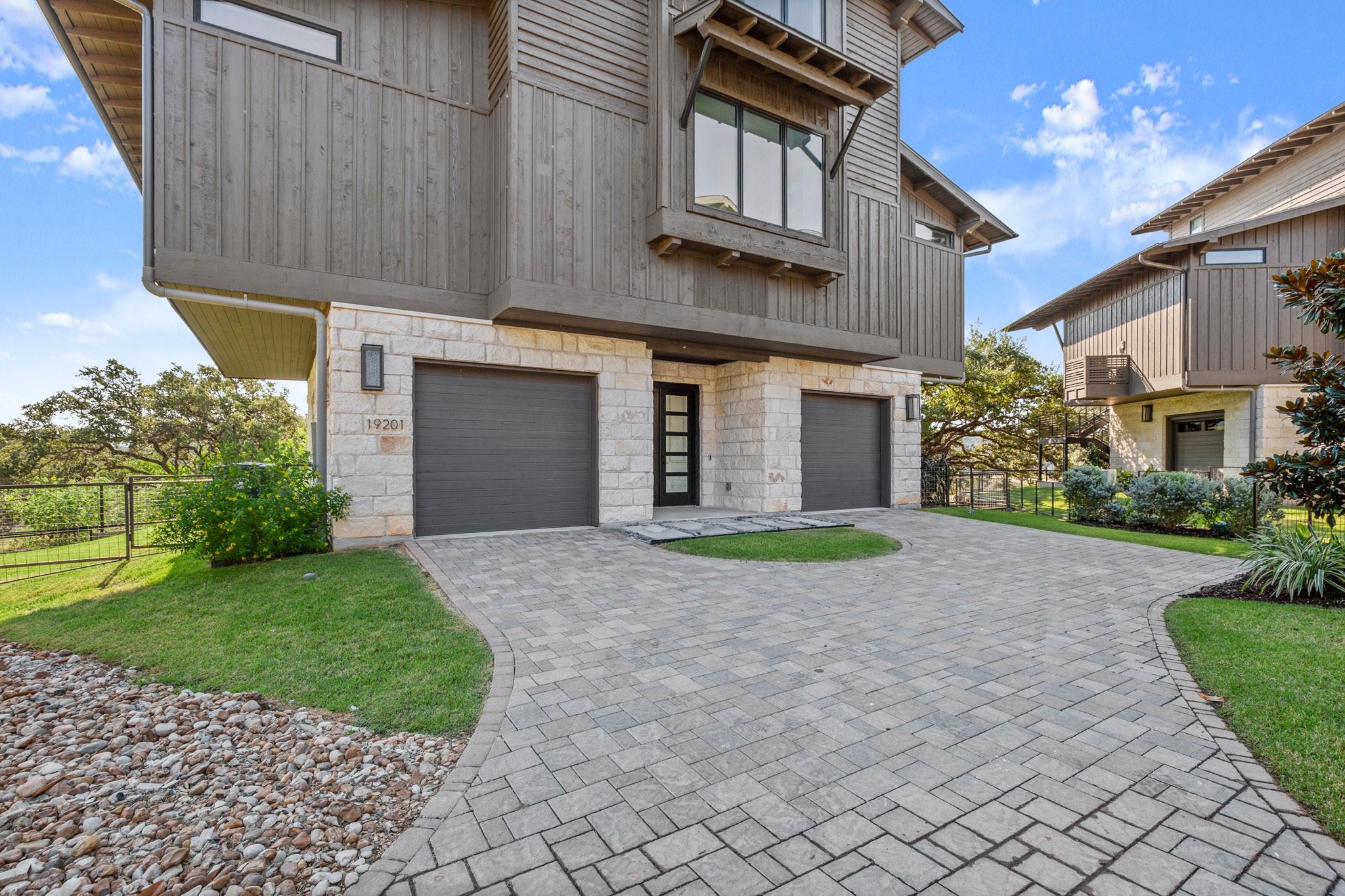 19201 Crusoe Cv #20 Property Photo 5