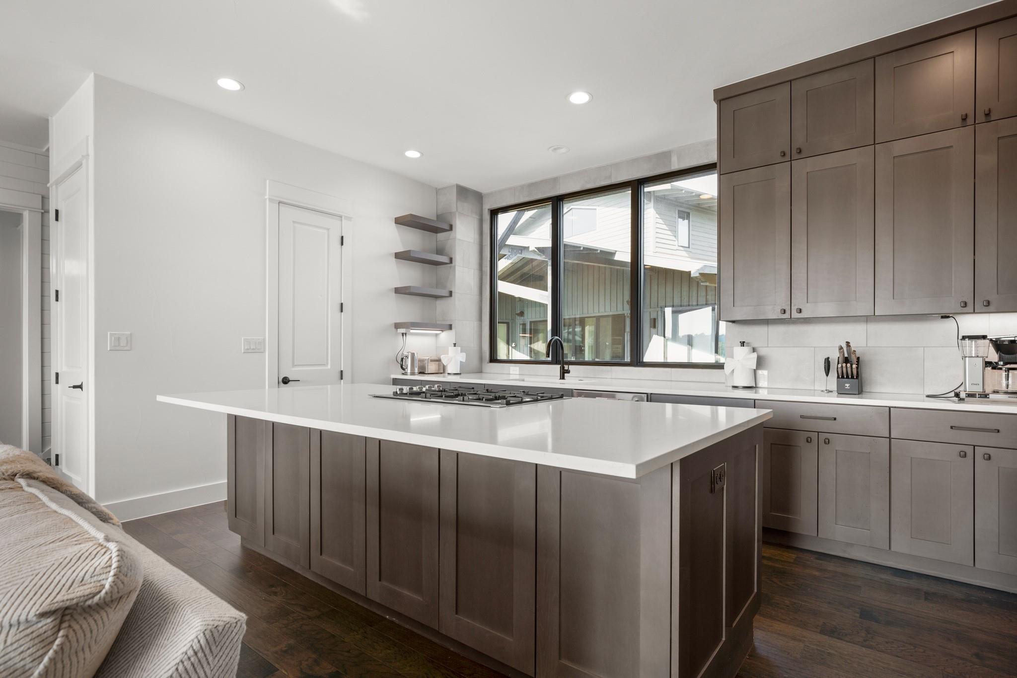 19201 Crusoe Cv #20 Property Photo 11