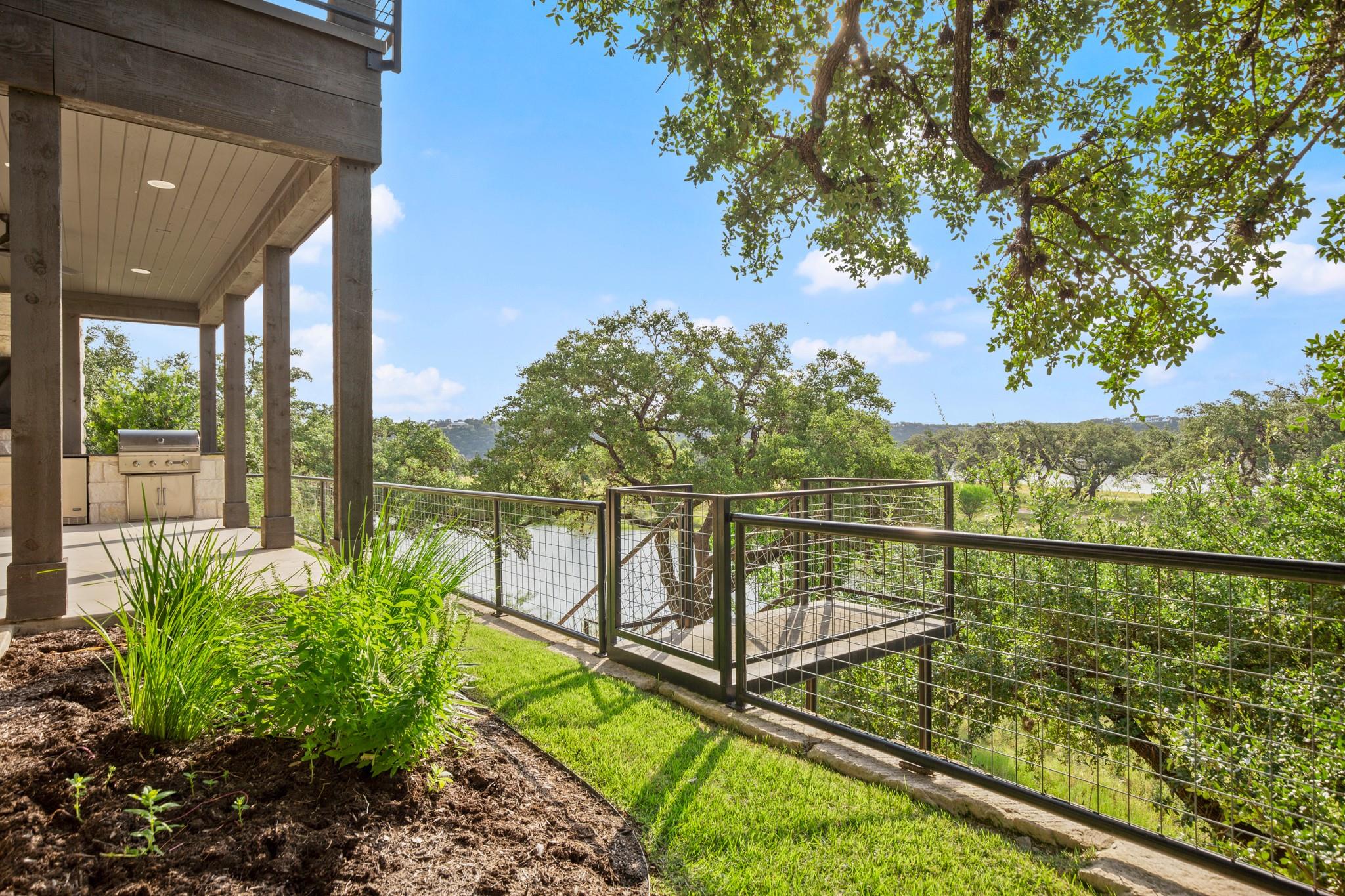 19201 Crusoe Cv #20 Property Photo 28