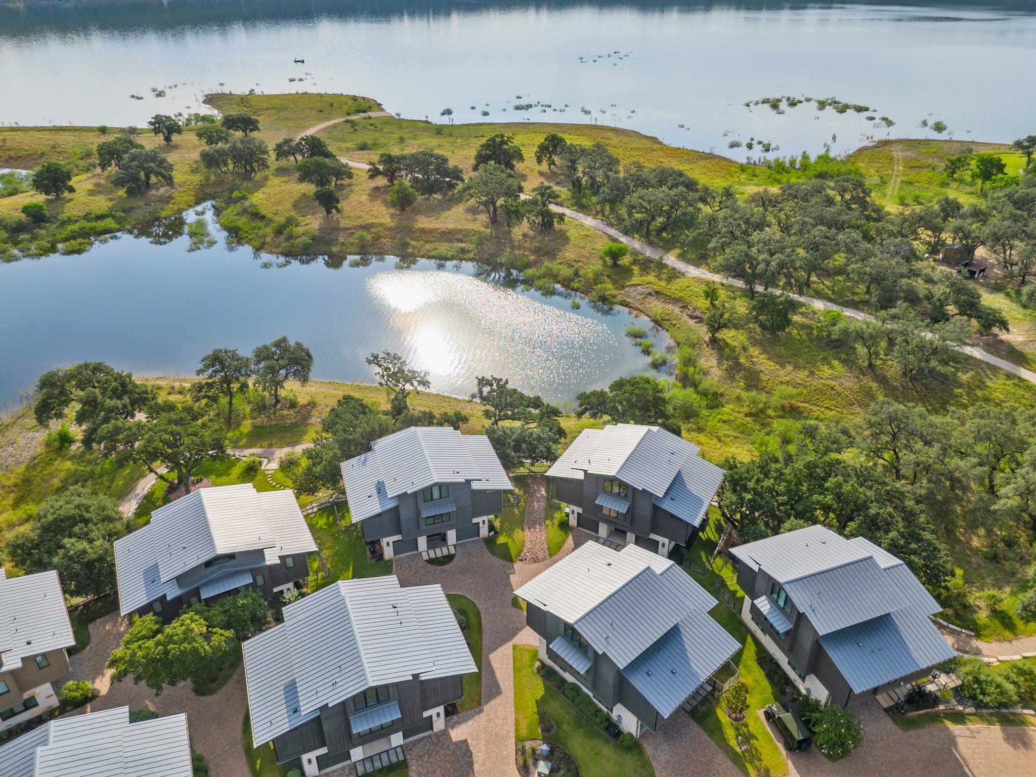 19201 Crusoe Cv #20 Property Photo 38