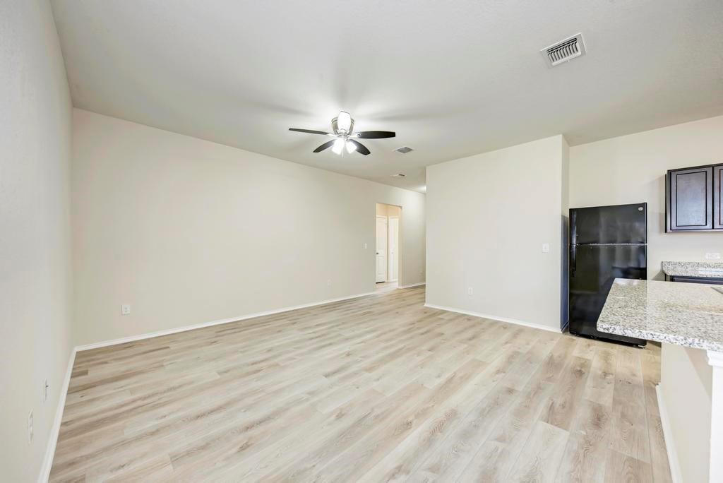 3602 Conyers Ln Property Photo 8