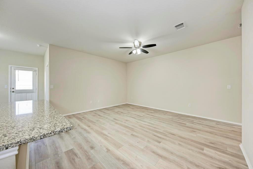 3602 Conyers Ln Property Photo 9
