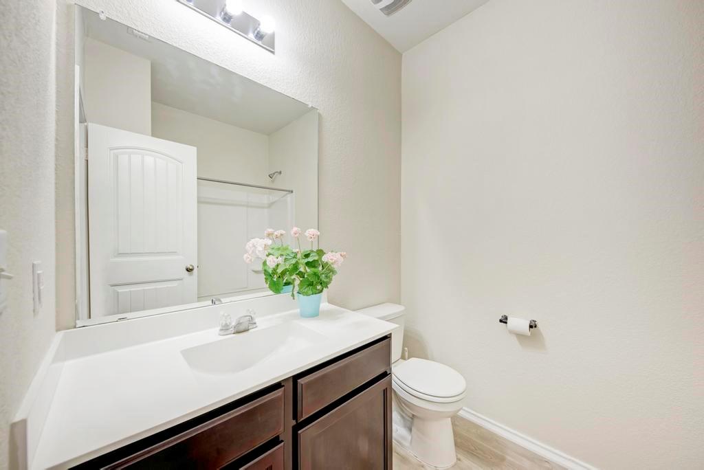 3602 Conyers Ln Property Photo 24