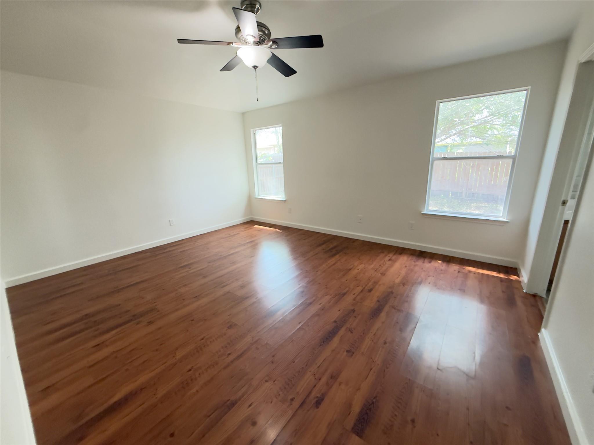 339 Oxford Dr Property Photo 5