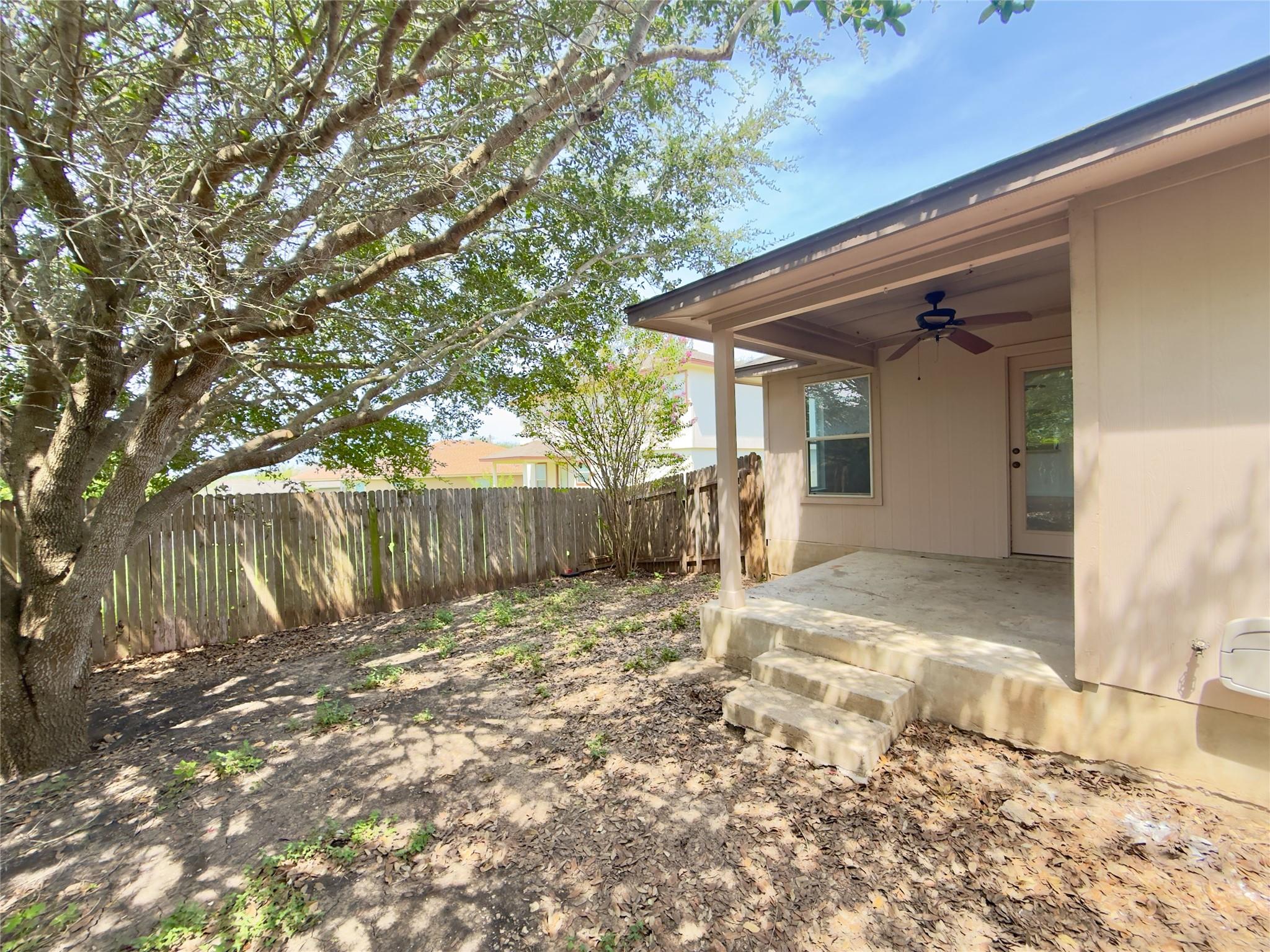 339 Oxford Dr Property Photo 12