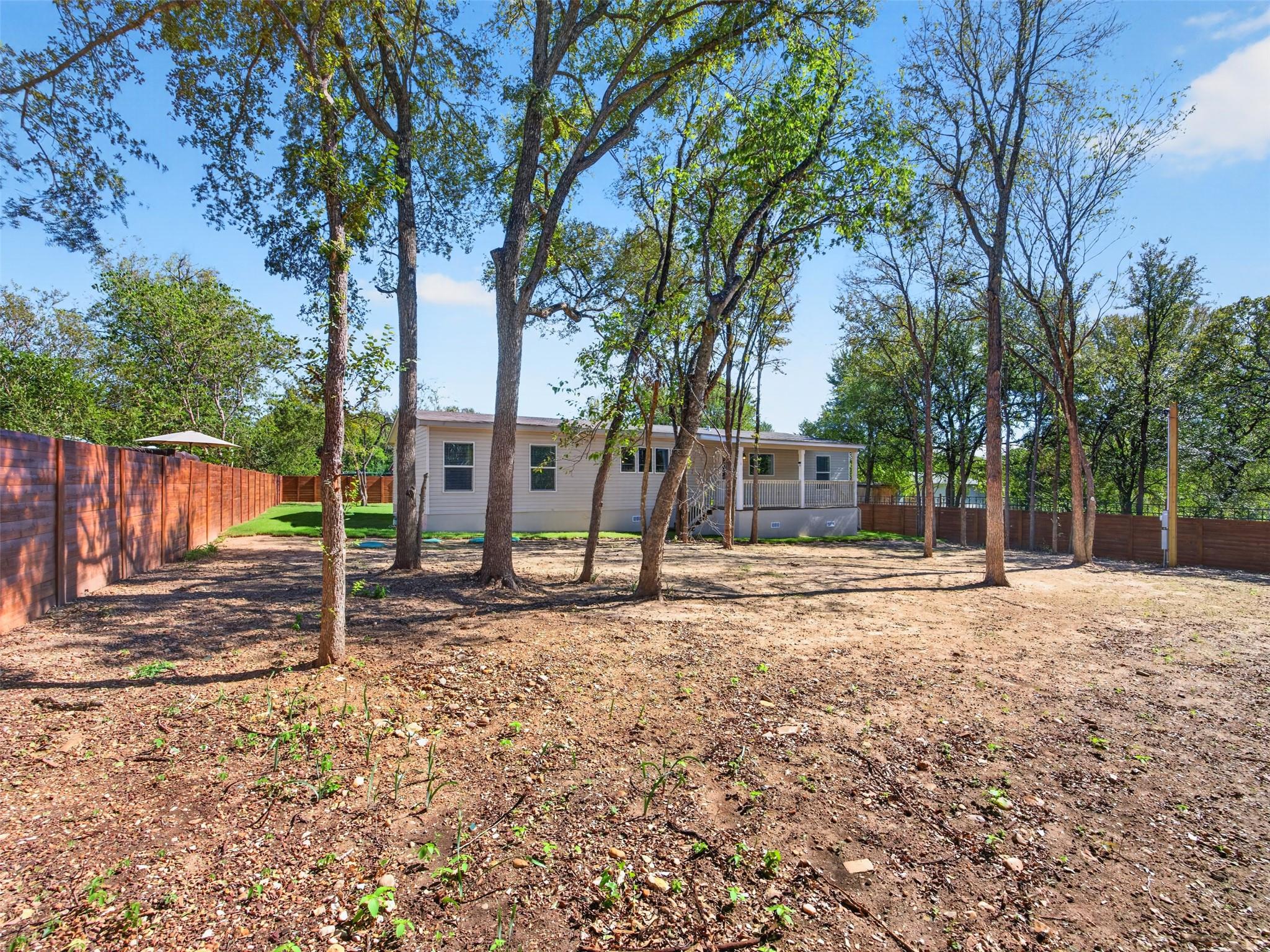 5006 N Imperial Dr Property Photo 8