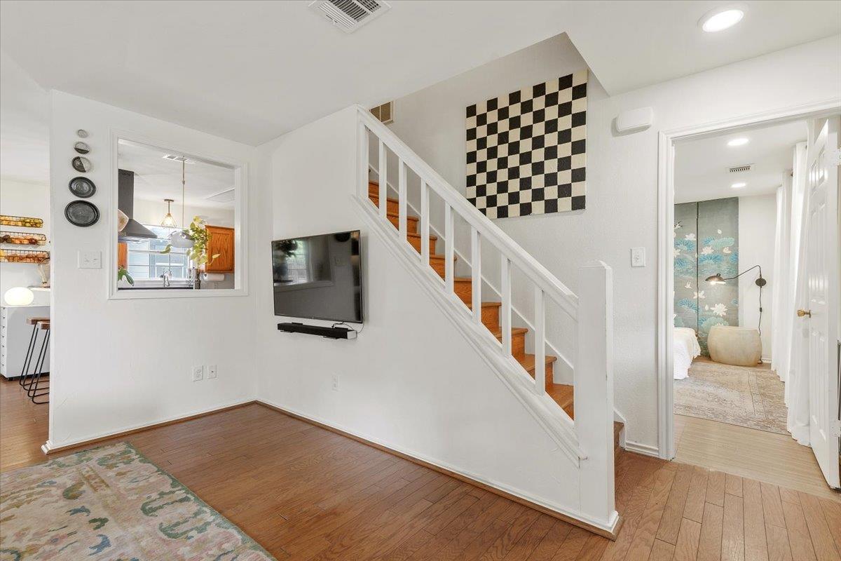 904 Spring St Property Photo 15