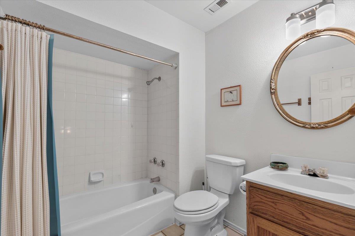904 Spring St Property Photo 26