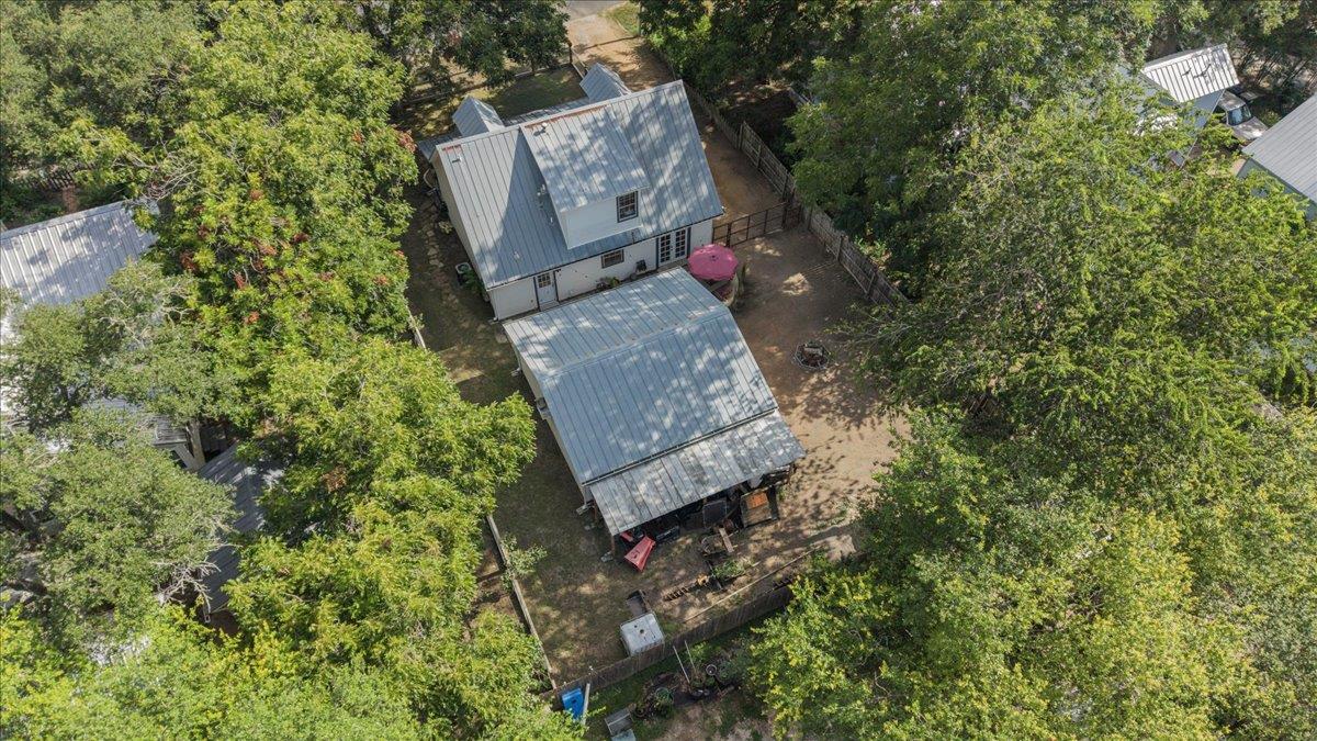 904 Spring St Property Photo 35