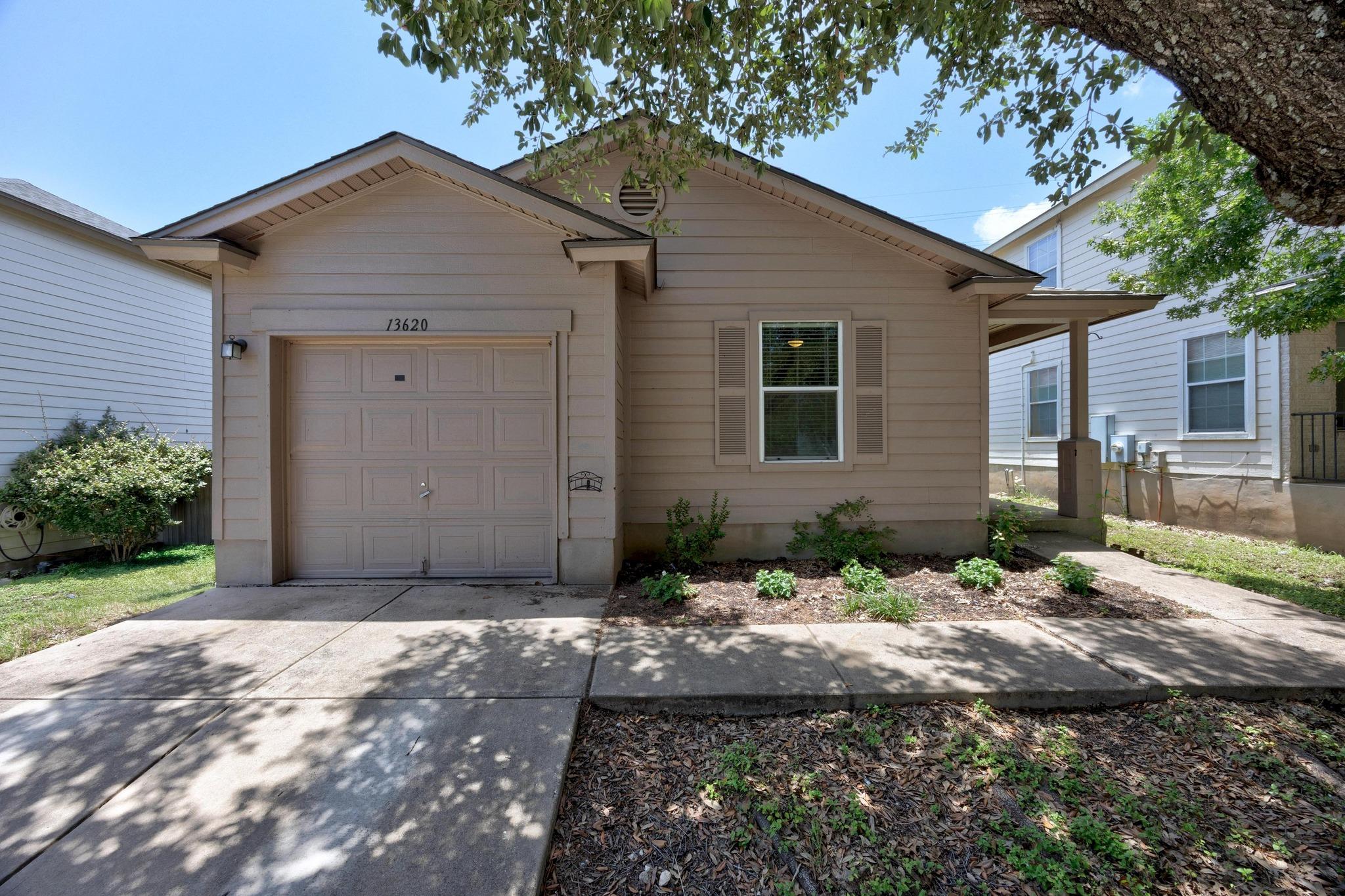 13620 Merseyside Dr Property Photo 1