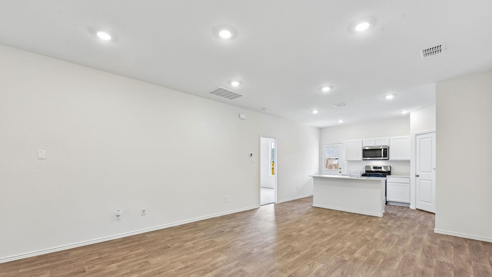 157a Harrison Xing Property Photo 10