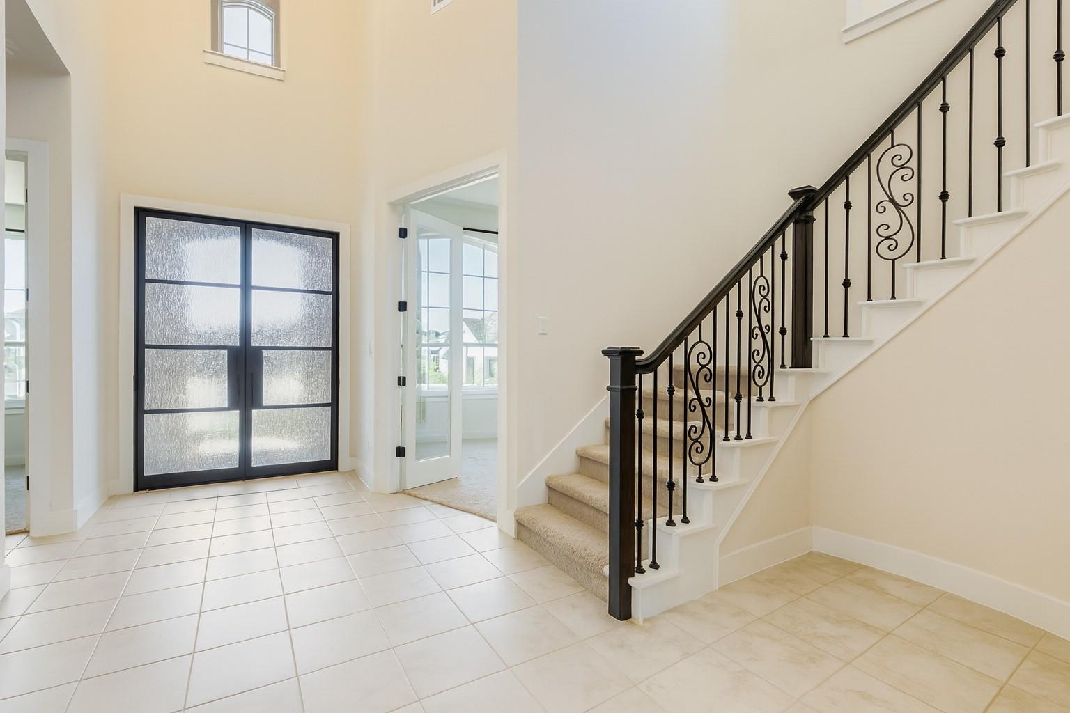 320 Autumn Oak Way Property Photo 3