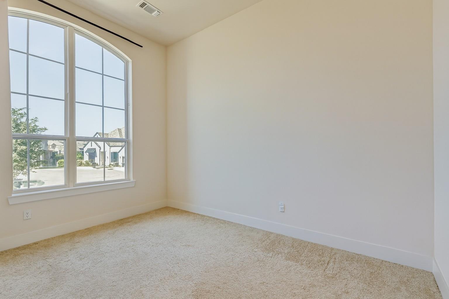 320 Autumn Oak Way Property Photo 18