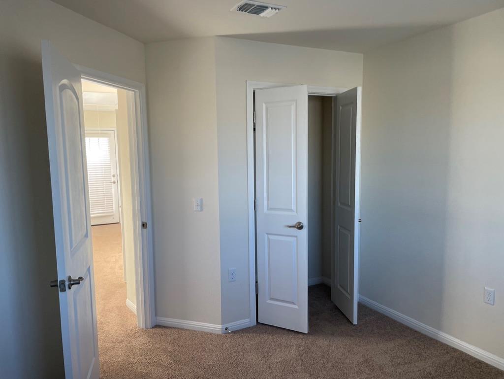 9610 Morning Iris Dr Property Photo 32