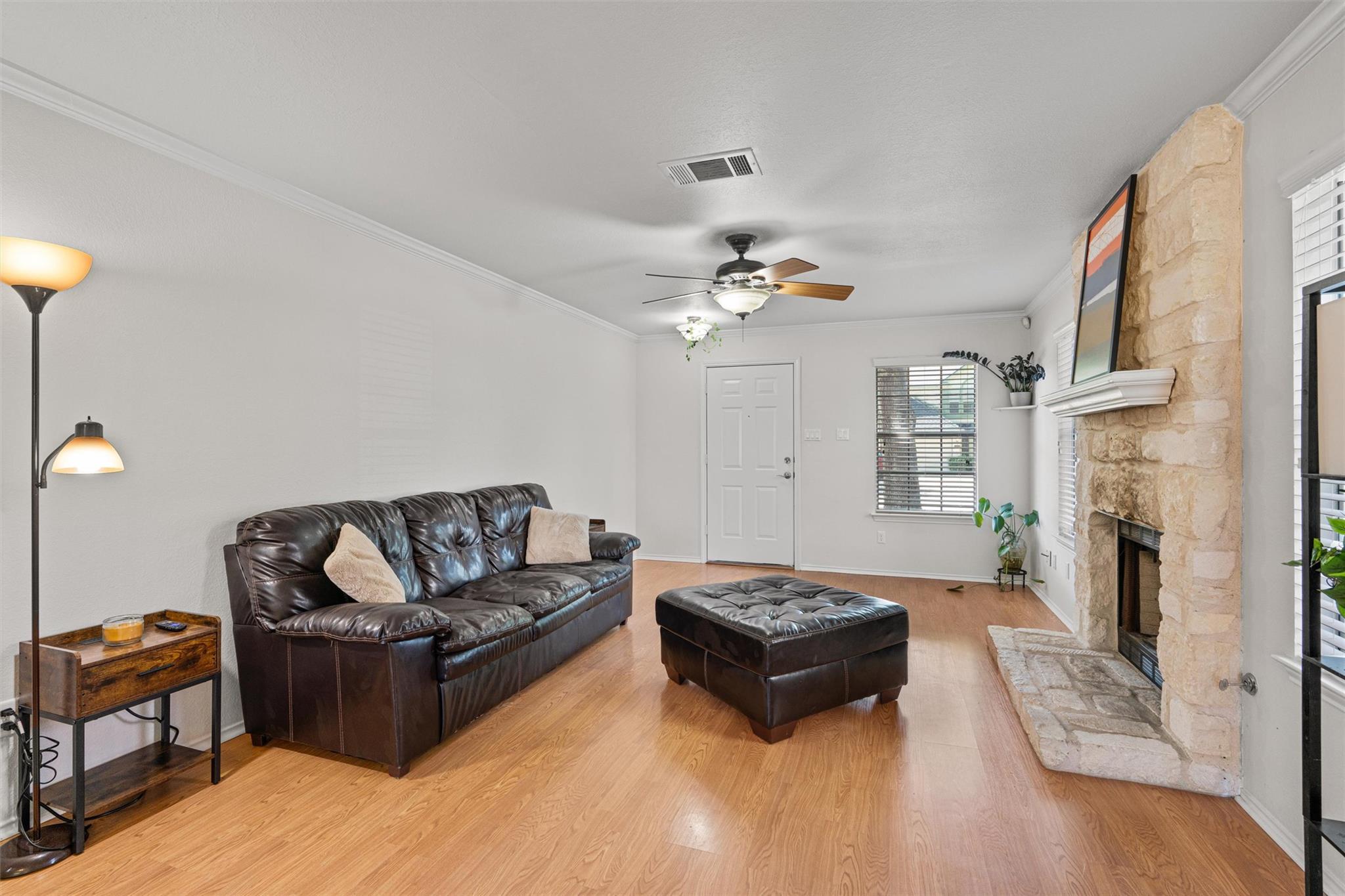 1406 Green Terrace Dr Property Photo 5