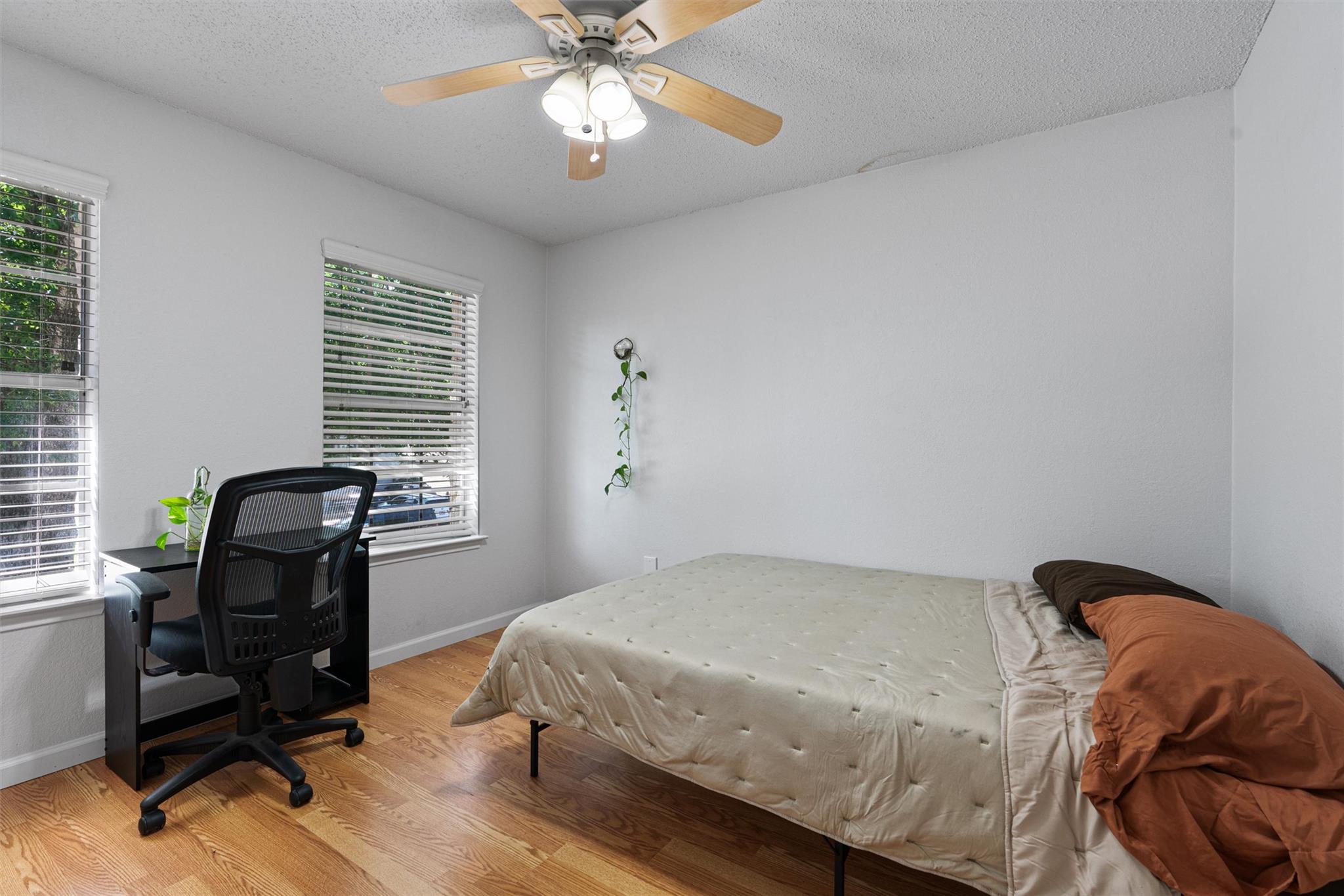 1406 Green Terrace Dr Property Photo 25
