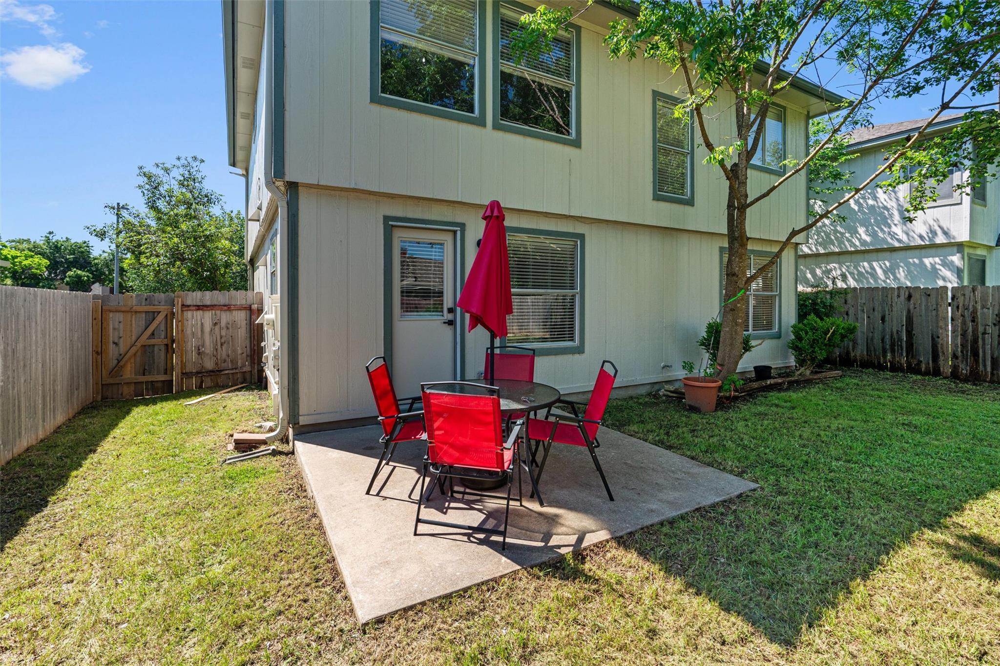 1406 Green Terrace Dr Property Photo 27
