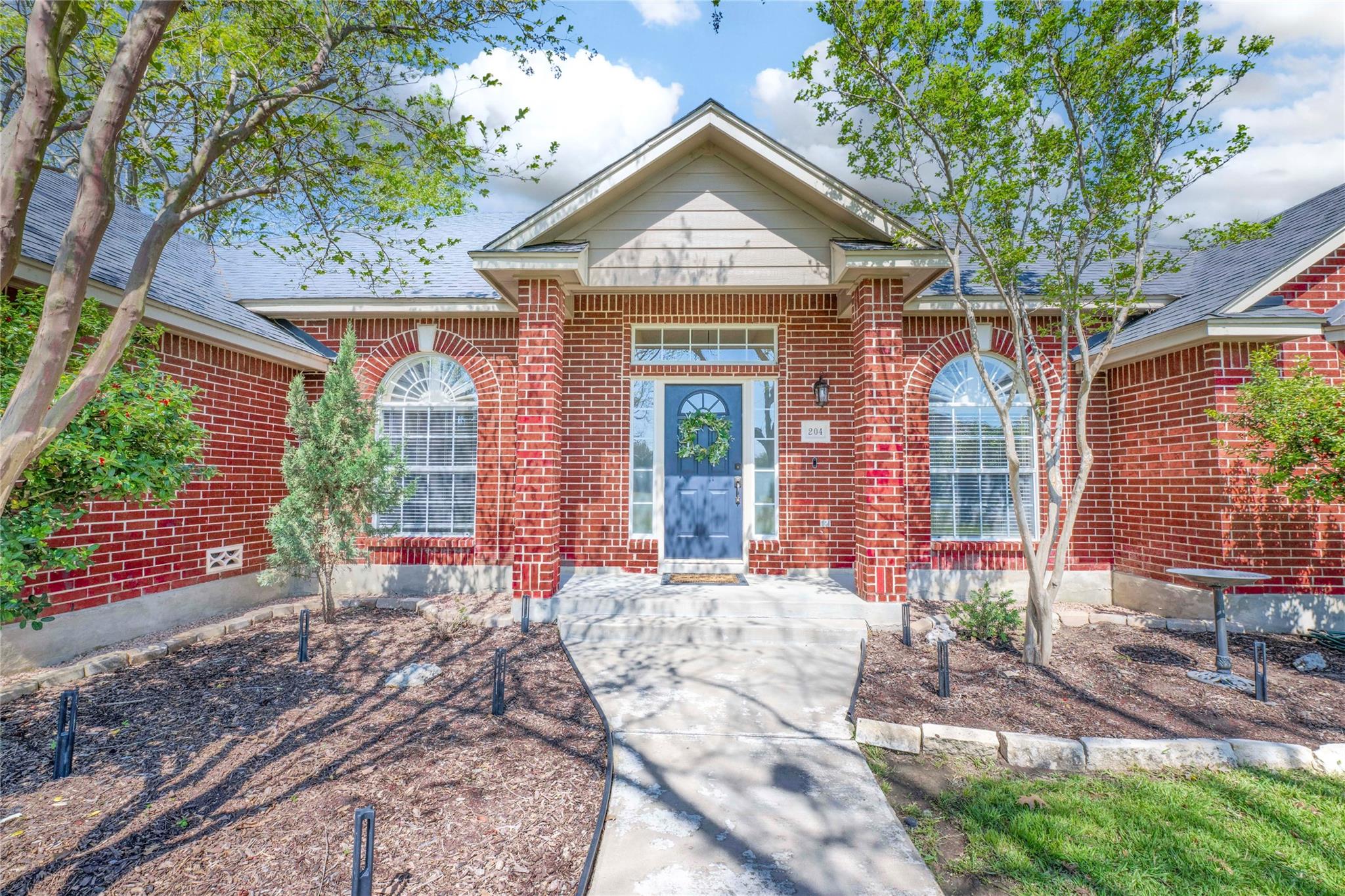 204 Plantation Dr Property Photo 4