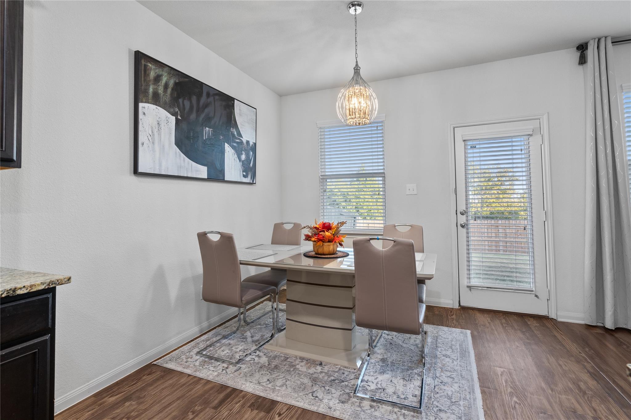 20205 Grover Cleveland Way Property Photo 11