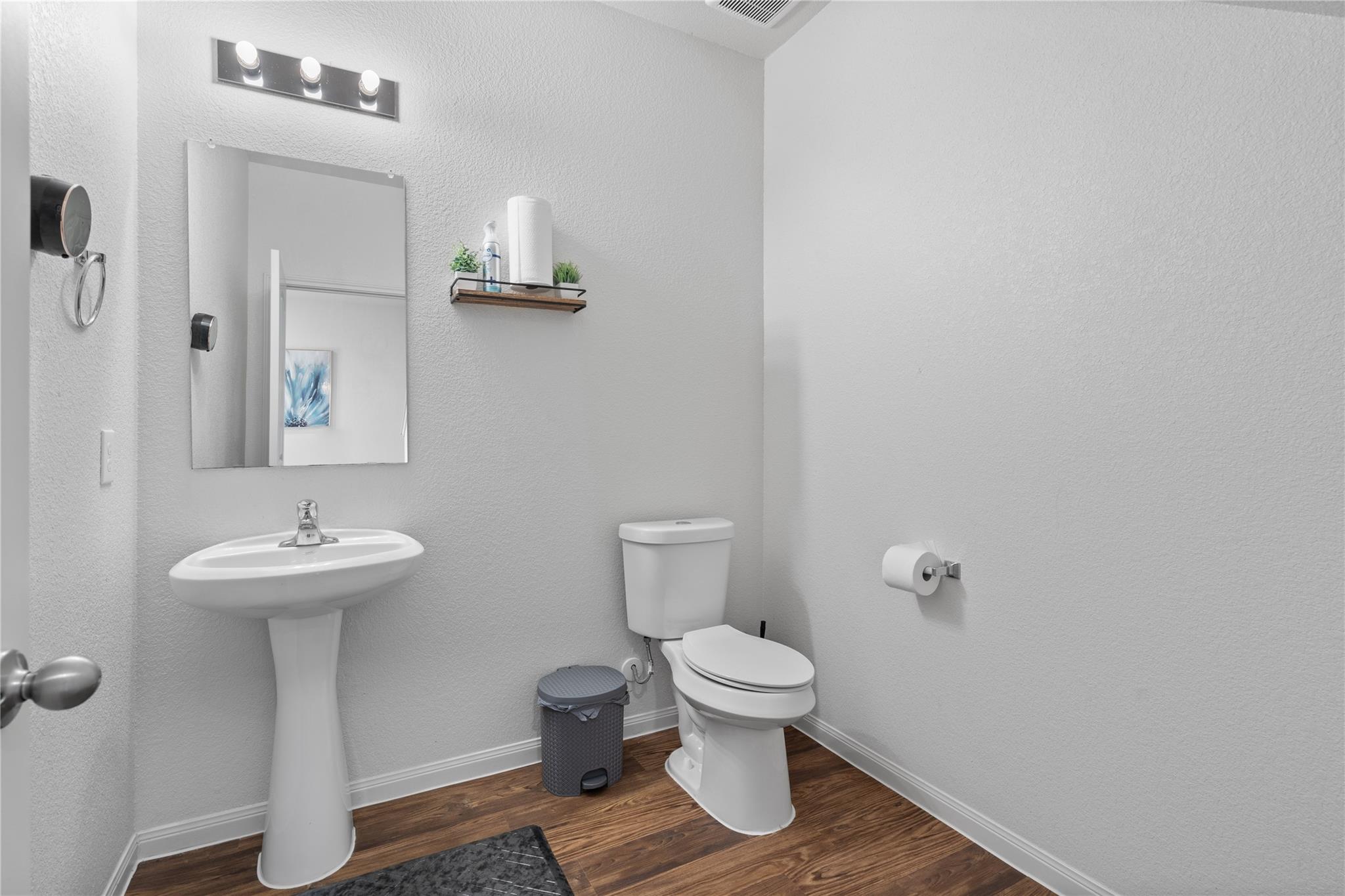 20205 Grover Cleveland Way Property Photo 14