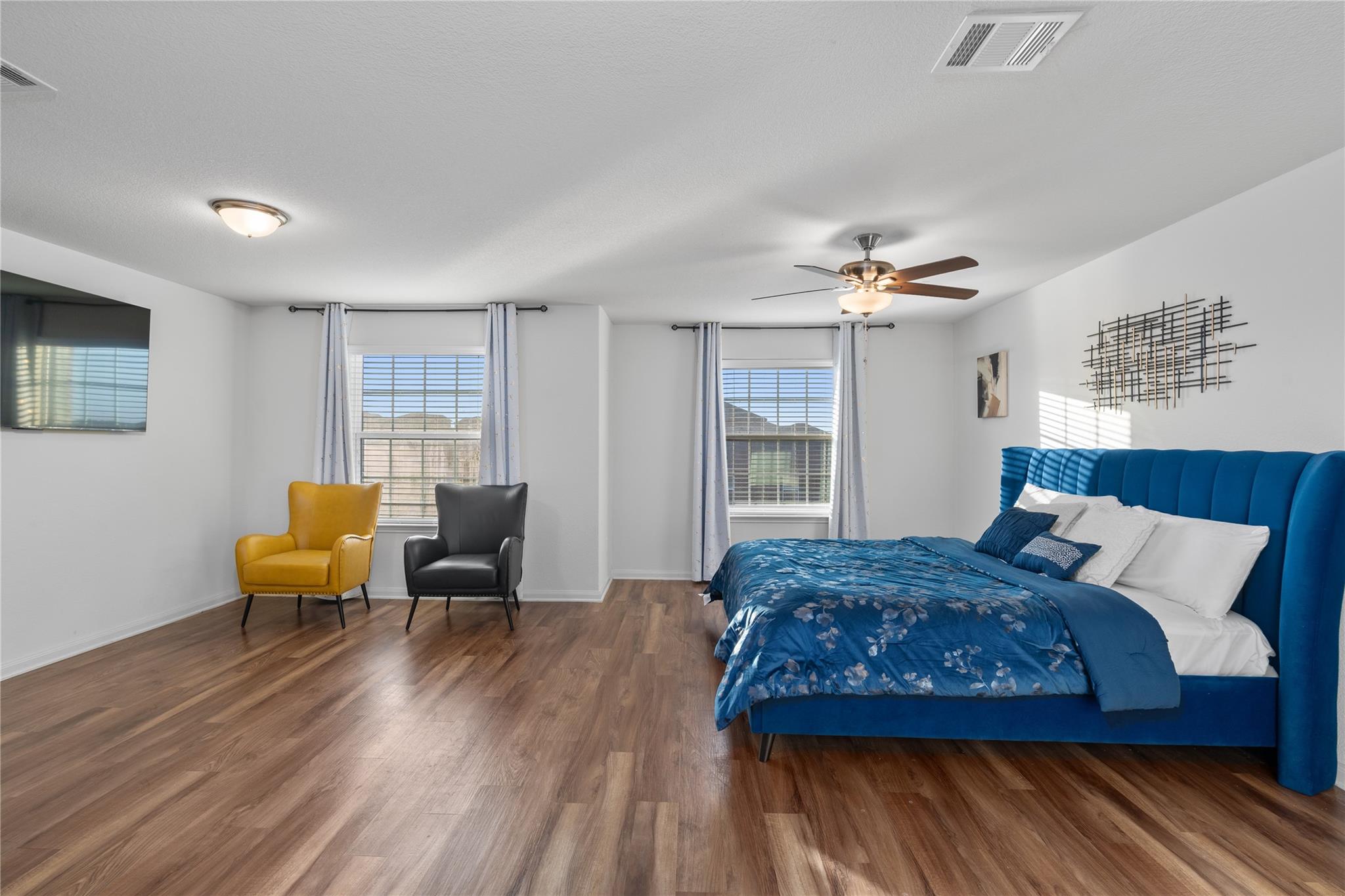 20205 Grover Cleveland Way Property Photo 17