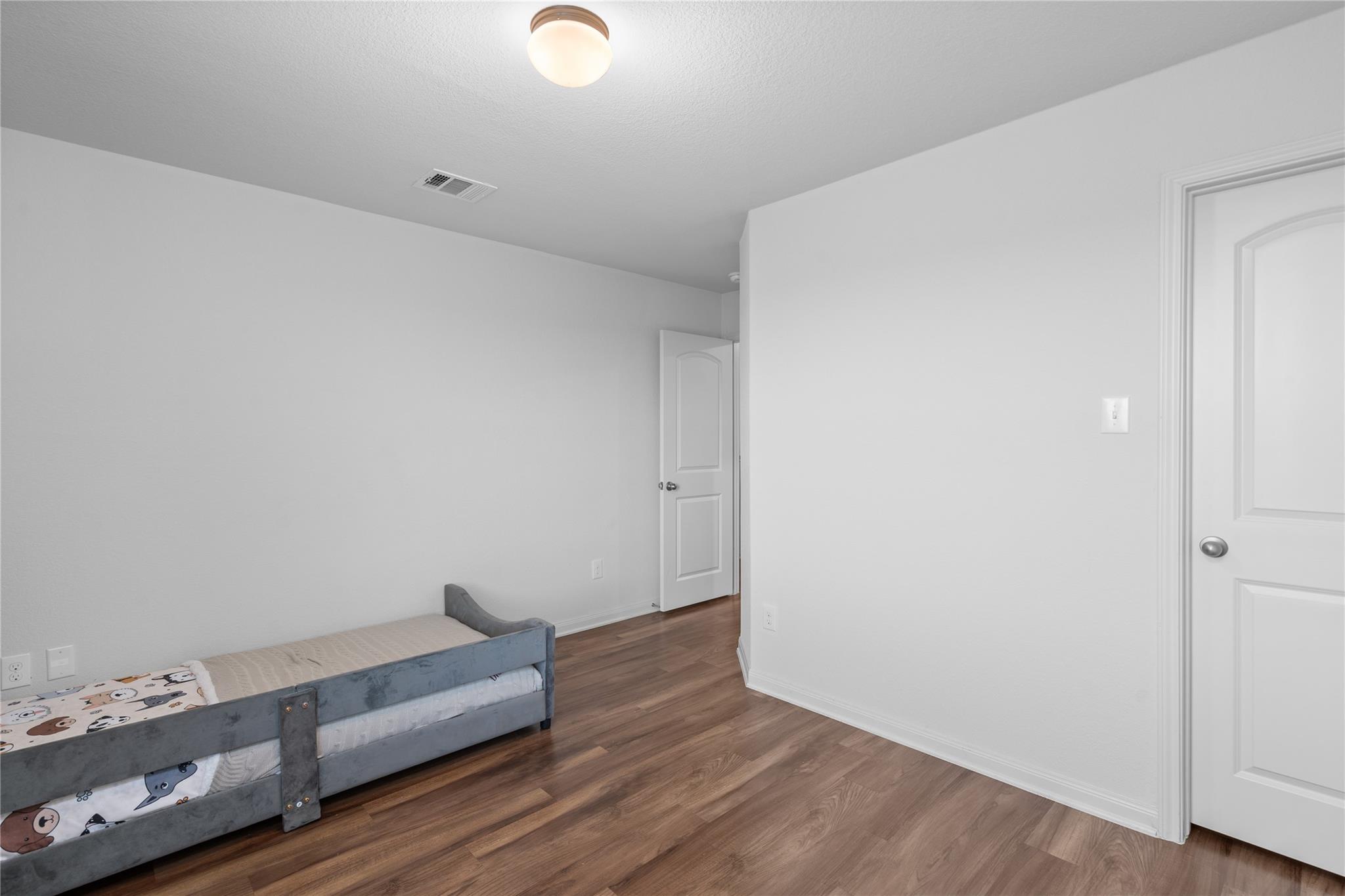 20205 Grover Cleveland Way Property Photo 22