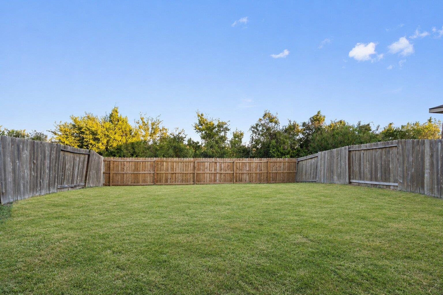 20205 Grover Cleveland Way Property Photo 27