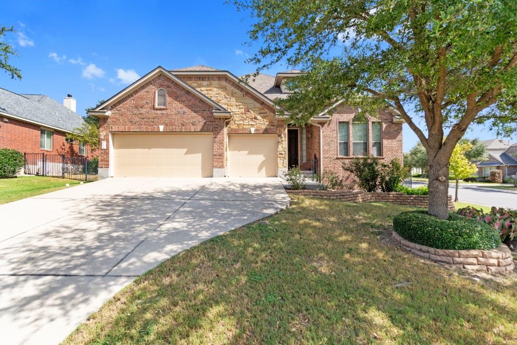 4700 Pyrenees Pass Property Photo