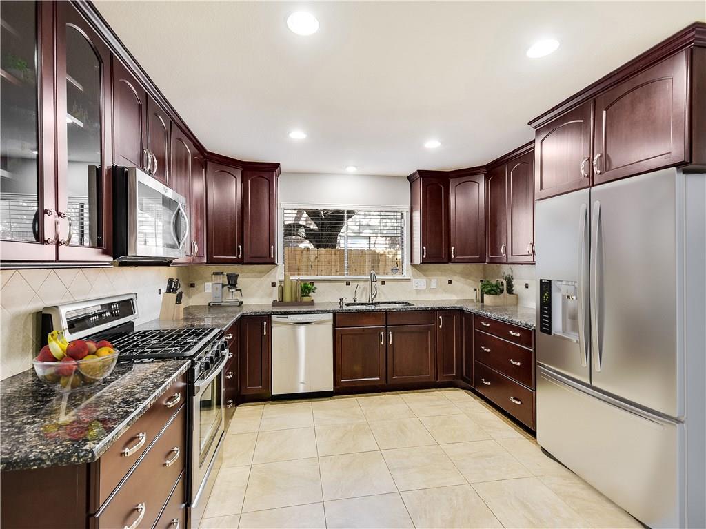 11718 Spotted Horse Dr Property Photo 7