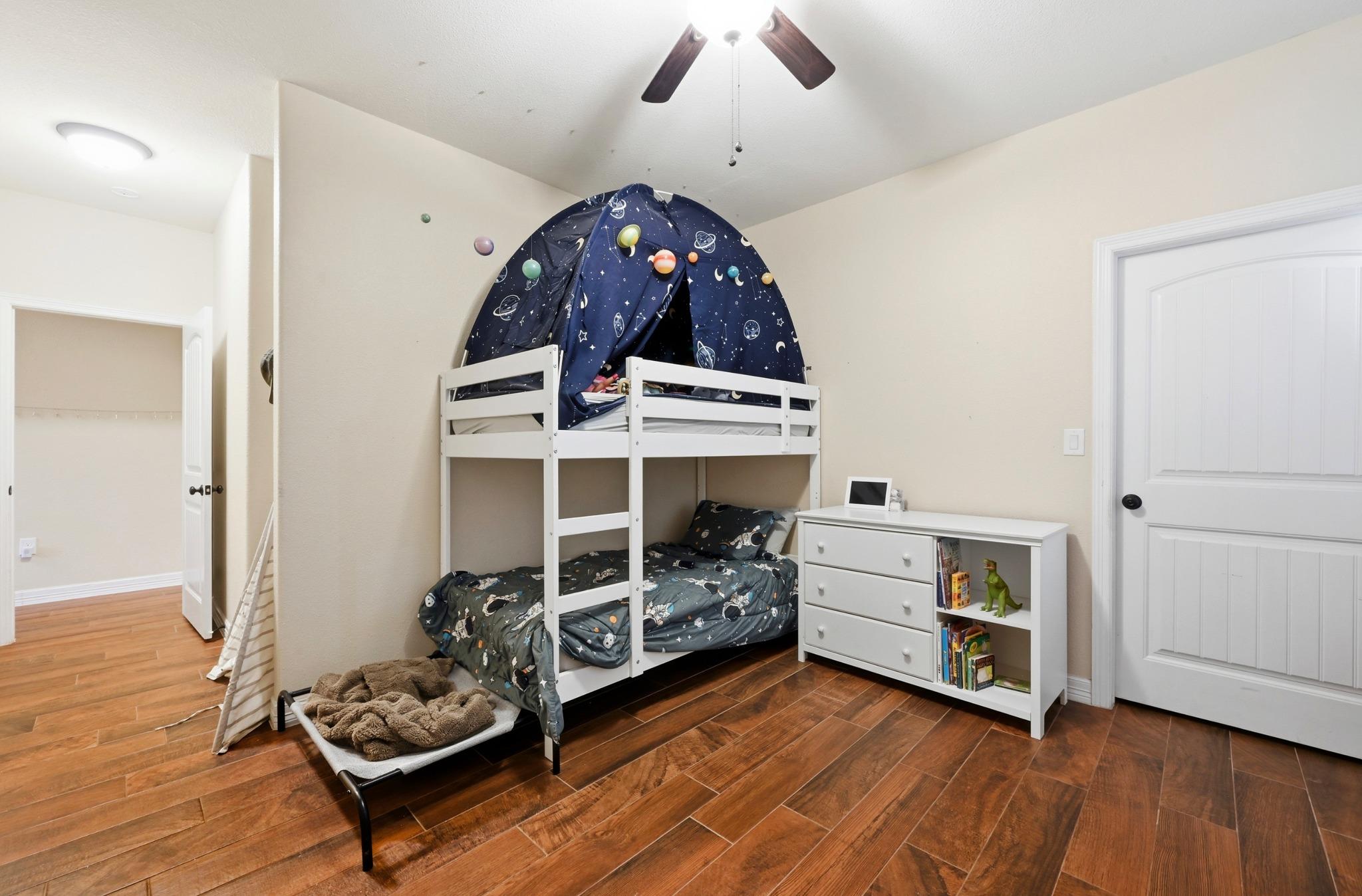 202 Cedar Hills Dr Property Photo 23